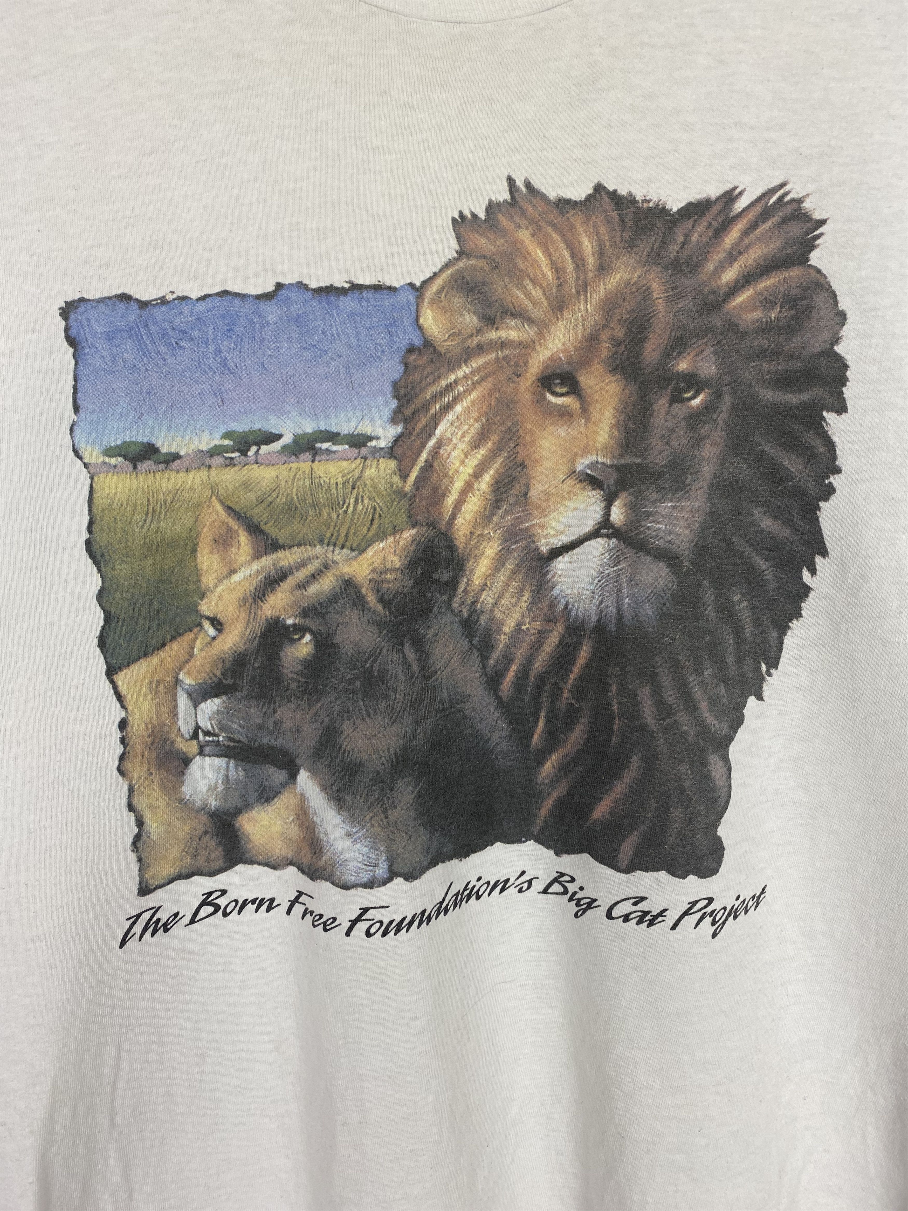 Vintage RARE! 90s Vintage Big Lions White Single Stitch T-Shirt M476 Size US XL / EU 56 / 4 - 5 Thumbnail
