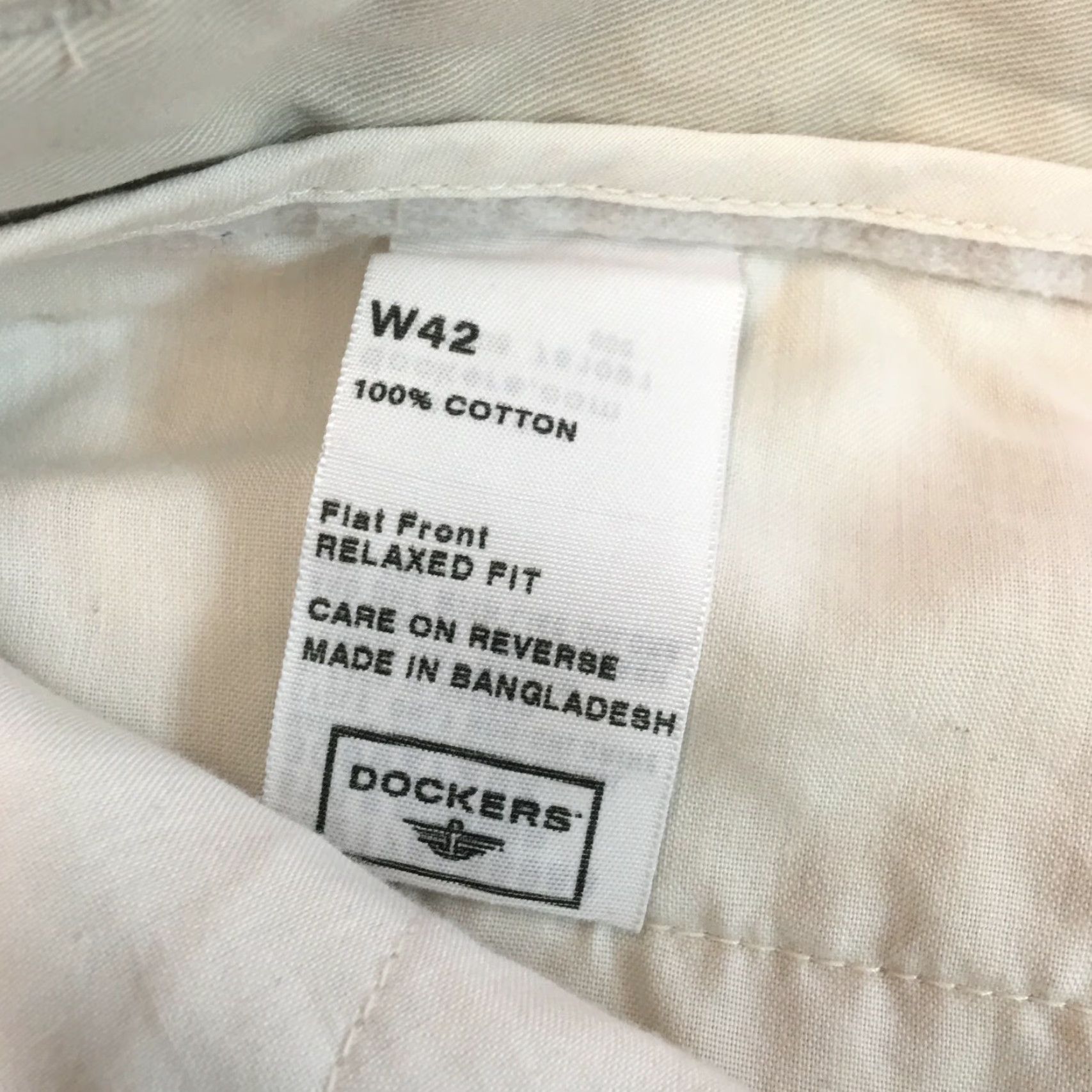 Dockers Dockers Mens Shorts Flat Front Straight Regular Fit Casual Gray Chinos Size 42 Size US 42 / EU 58 - 4 Thumbnail