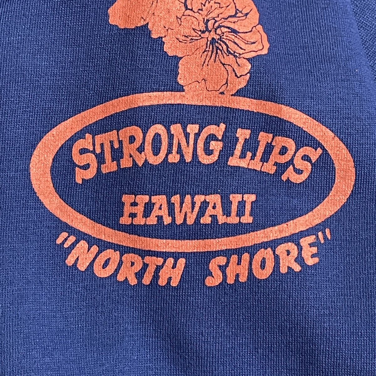Vintage Vintage Brand Strong Lips Hawai Sweatshirt 2000s Size US L / EU 52-54 / 3 - 10 Thumbnail