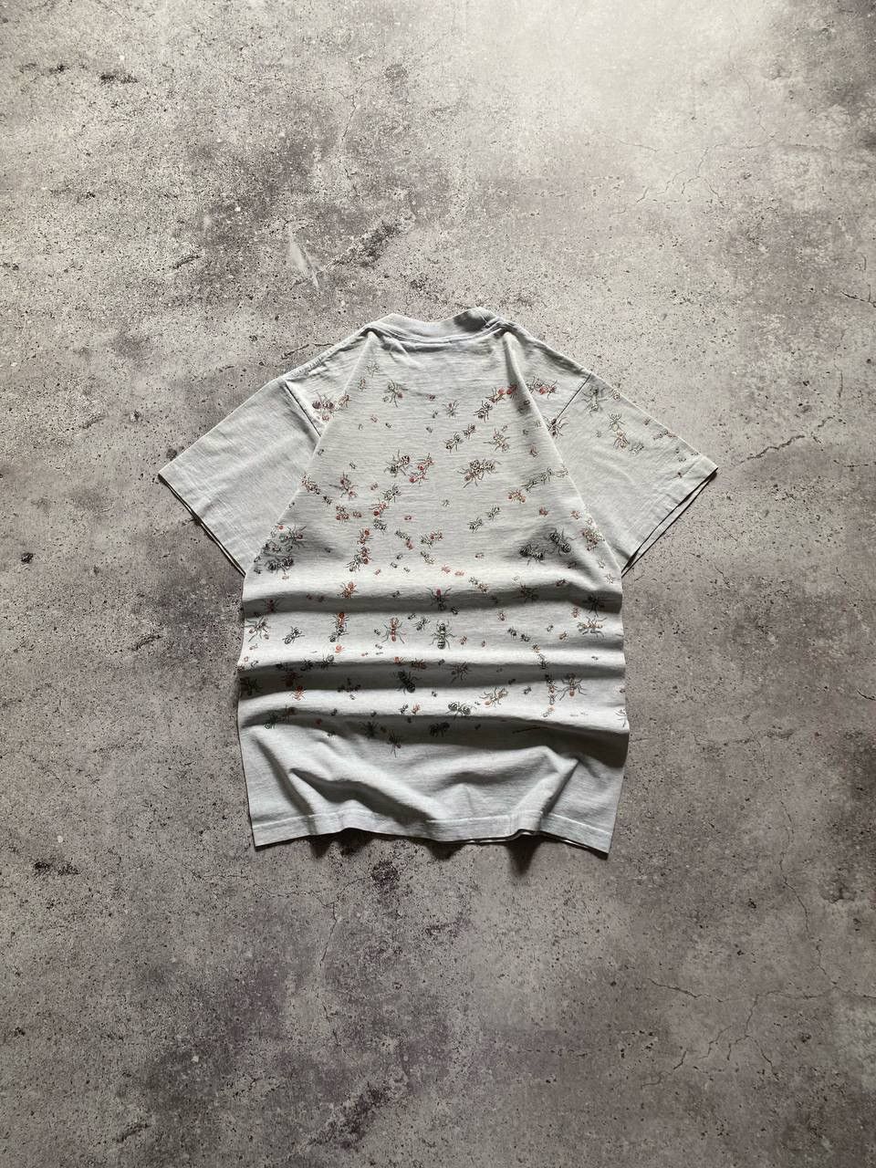 Japanese Brand × Vintage VINTAGE 1996 ANT ALL OVER PRINT T SHIRT RARE Size US M / EU 48-50 / 2 - 4 Thumbnail