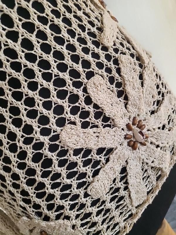 Japanese Brand Fishnet Jumper with Chunky Flowers Crochet sz S Size S / US 4 / IT 40 - 6 Thumbnail