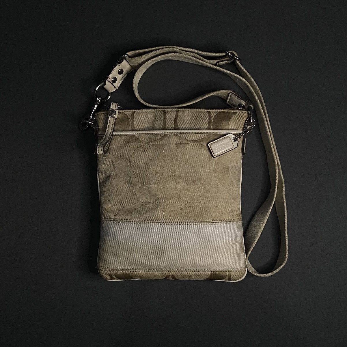 Coach Coach Signature Stripe Swingpack Crossbody Bag Size ONE SIZE - 1 Thumbnail