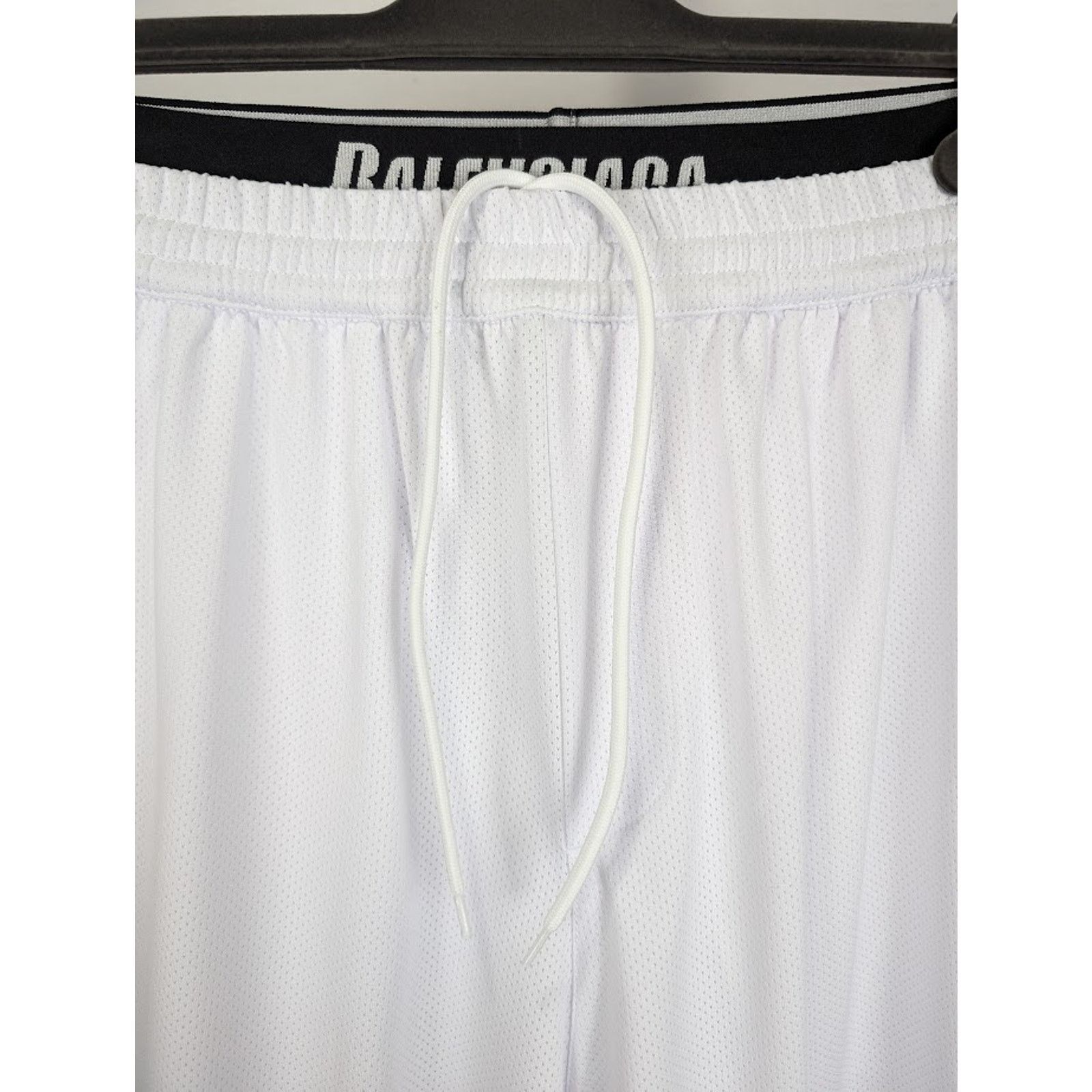 Balenciaga o1rshd1 Q:2 / Technical Mesh Swim Short in White Size US 36 / EU 52 - 7 Thumbnail