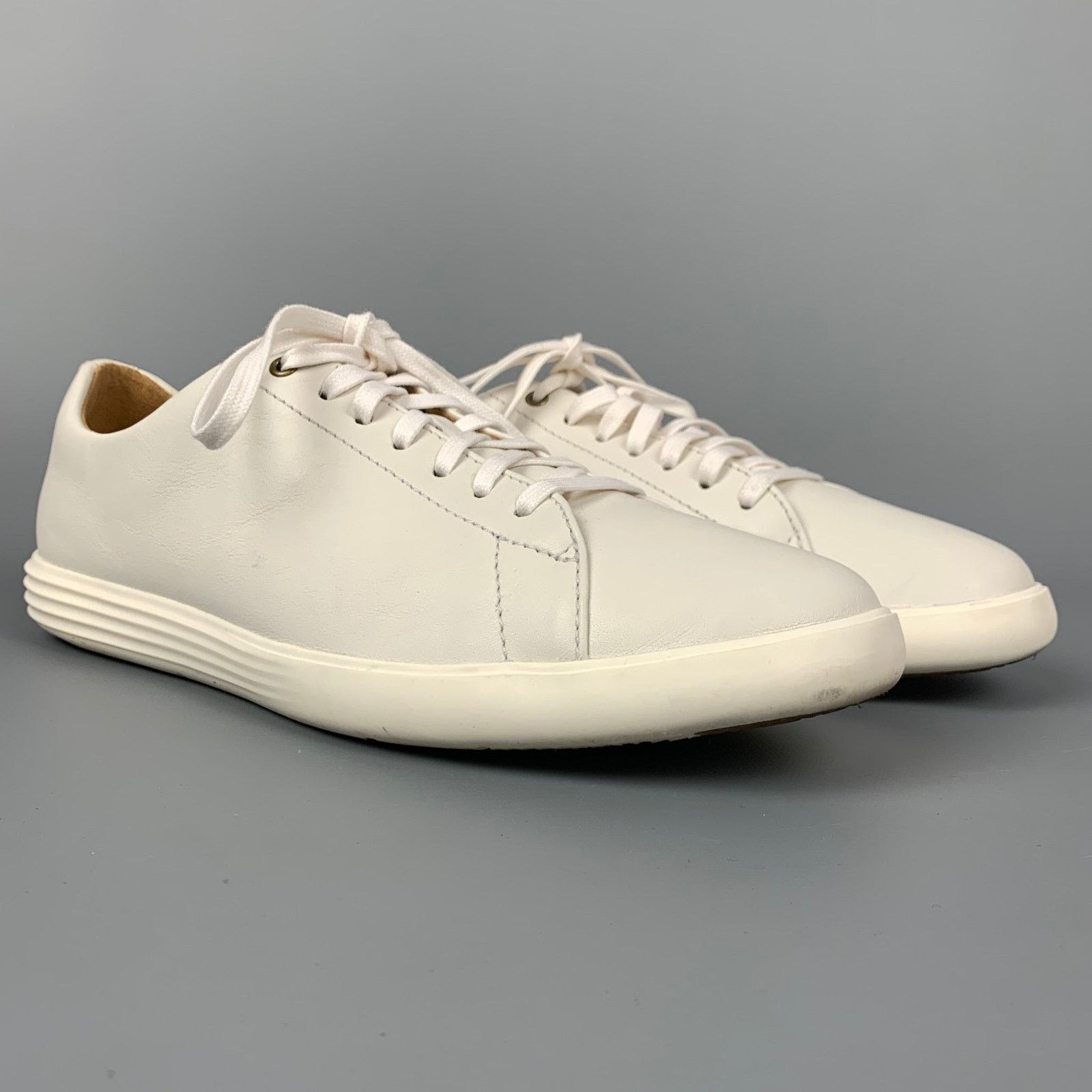 Cole Haan COLE HAAN Size 7.5 Light Gray Leather Low Top Sneakers Size US 7.5 / EU 40-41 - 2 Thumbnail