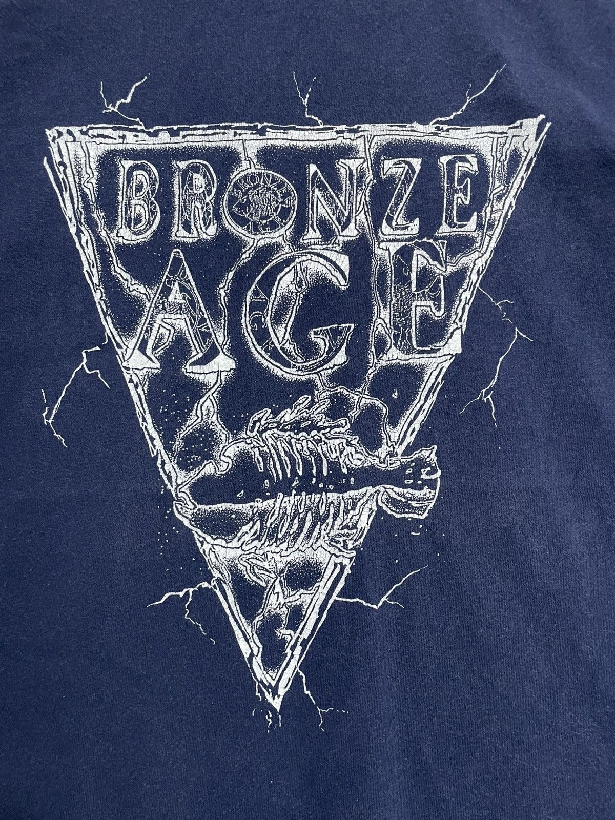 Vintage Vintage Bronze Age T-Shirt Size US M / EU 48-50 / 2 - 2 Thumbnail