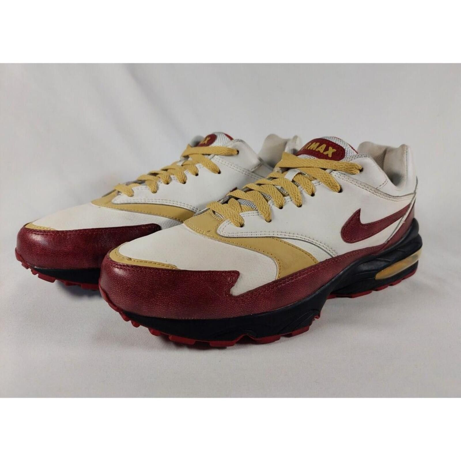 Nike 2008 Vintage Nike Air Max Red Leather 10M 609057-162 Size US 10 / EU 43 - 1 Thumbnail
