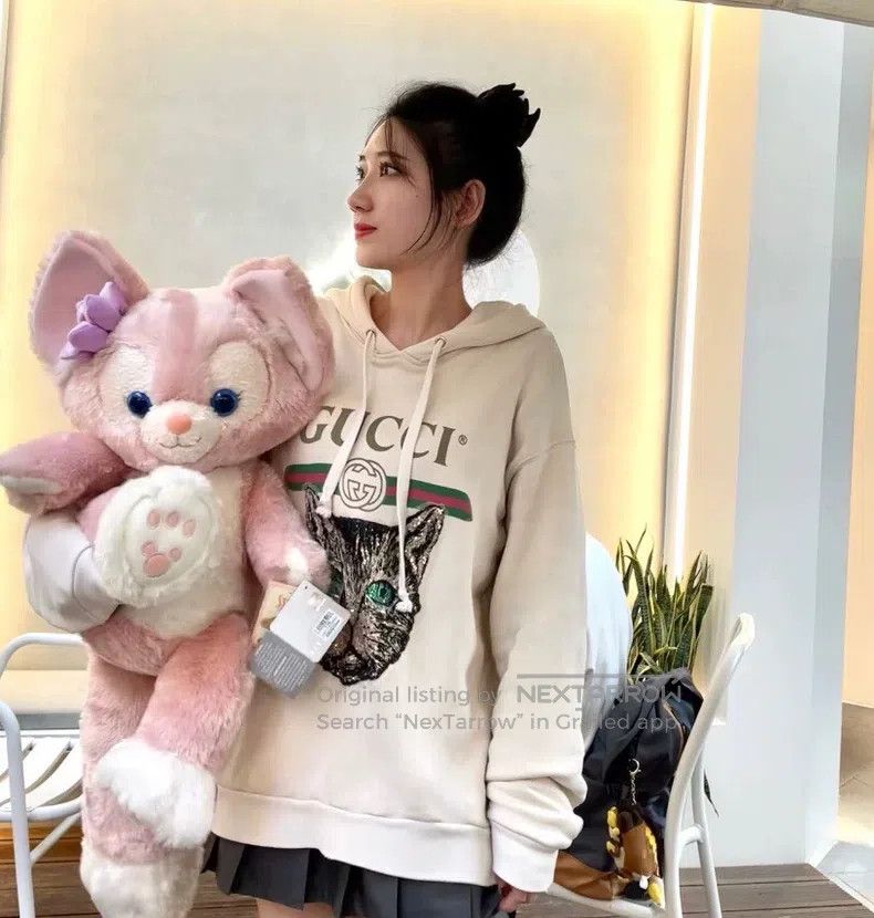 Gucci Gucci Beige logo letter cat sequin cotton hooded drawstrin Size US L / EU 52-54 / 3 - 9 Thumbnail
