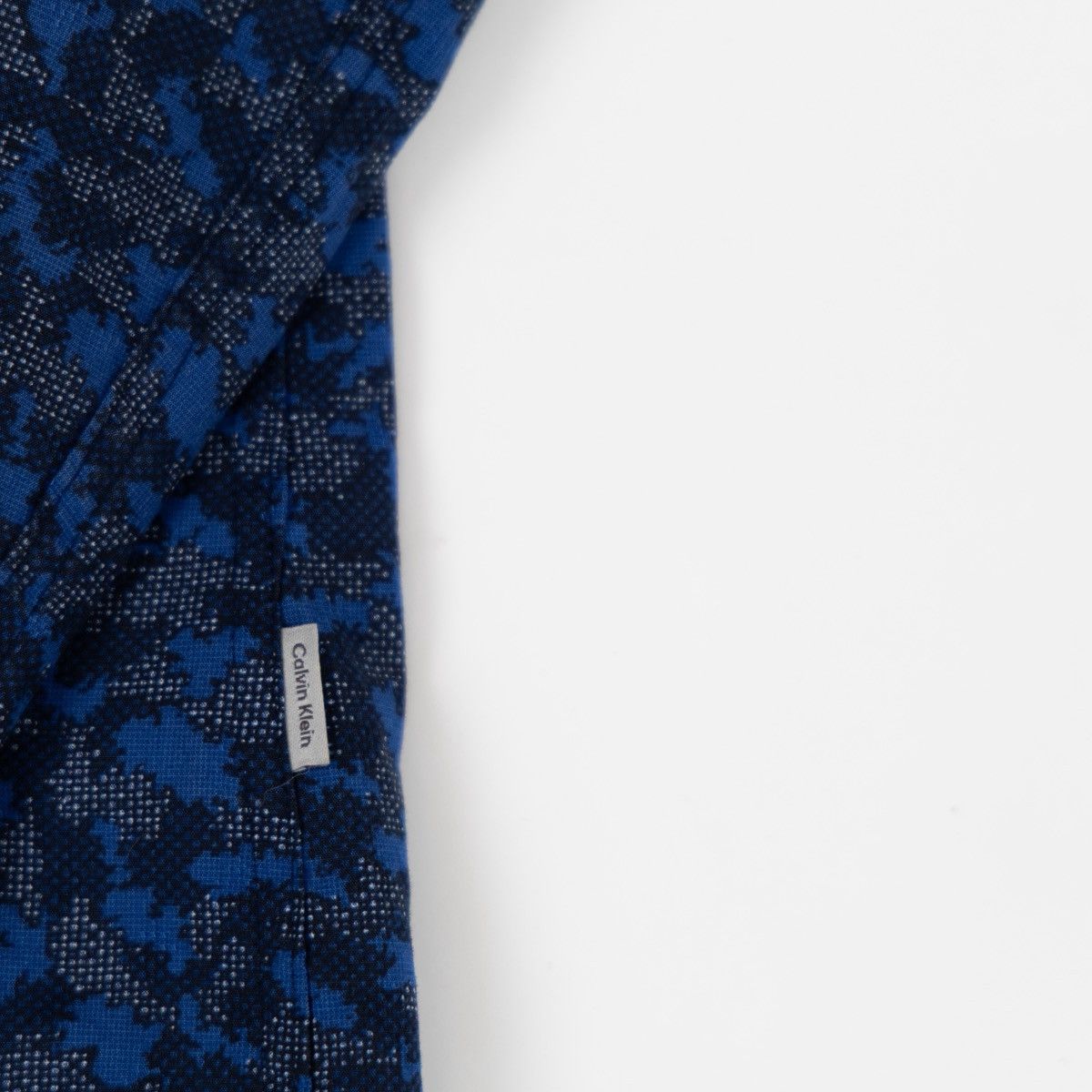 Calvin Klein Calvin Klein Mens Blue Patterned Button Up Shirt Long Sleeve Size US S / EU 44-46 / 1 - 6 Thumbnail