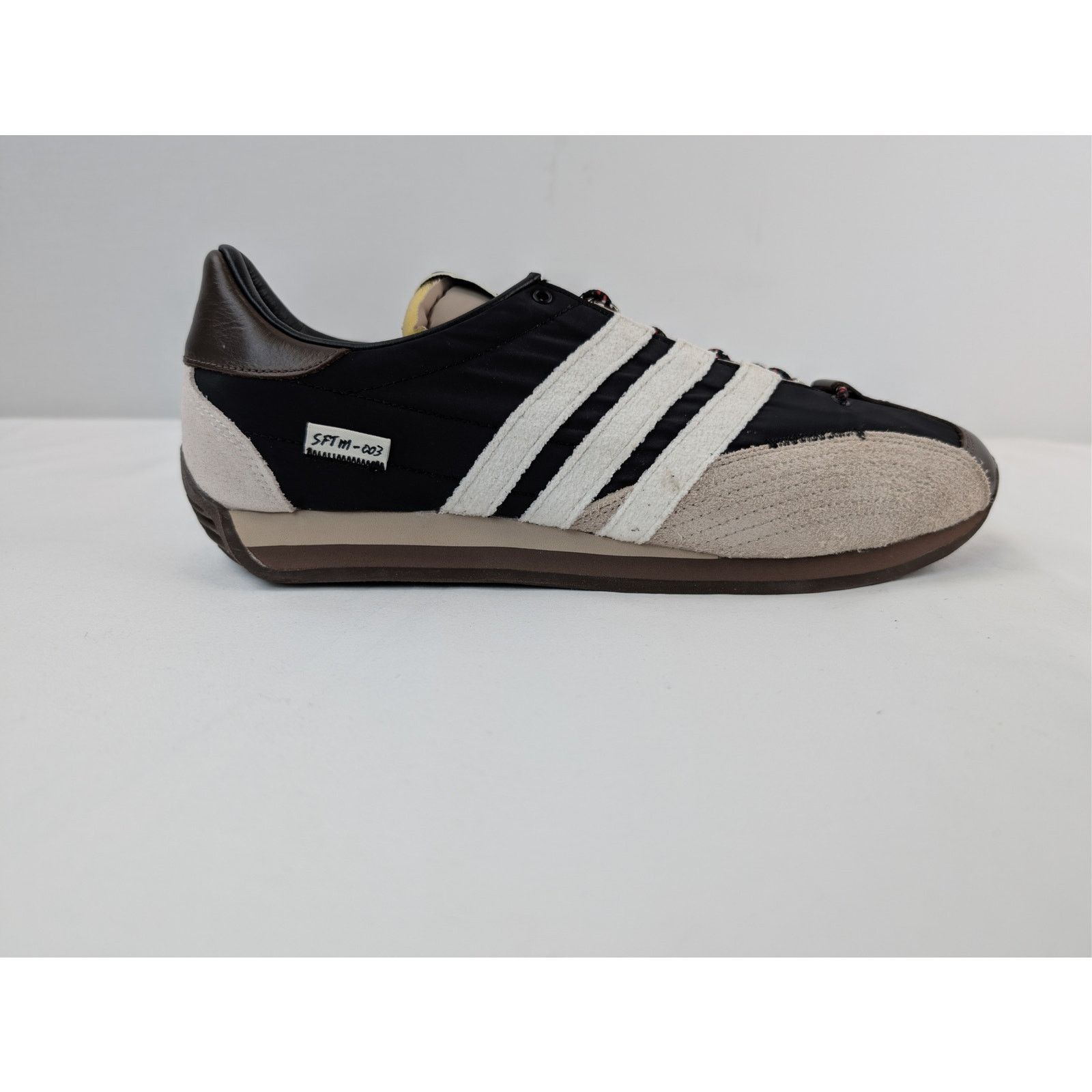 Adidas × Song For The Mute o1rshd1 Country OG sneakers in Black Wonder Beige Size US 11 / EU 44 - 4 Thumbnail