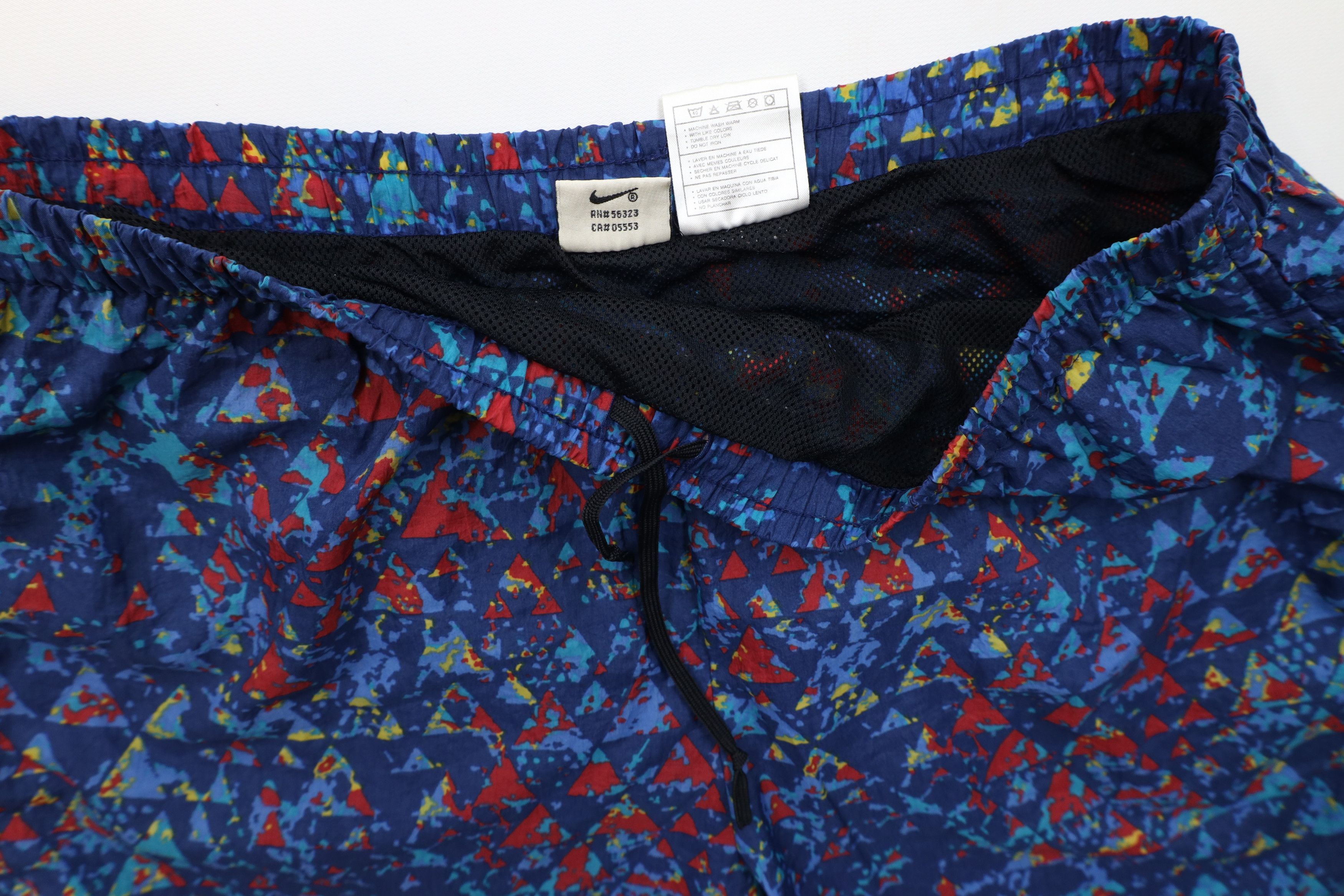 Nike × Vintage Vintage 90s Nike ACG Scott Mini Swoosh Rainbow Lined Shorts Size US 34 / EU 50 - 7 Thumbnail