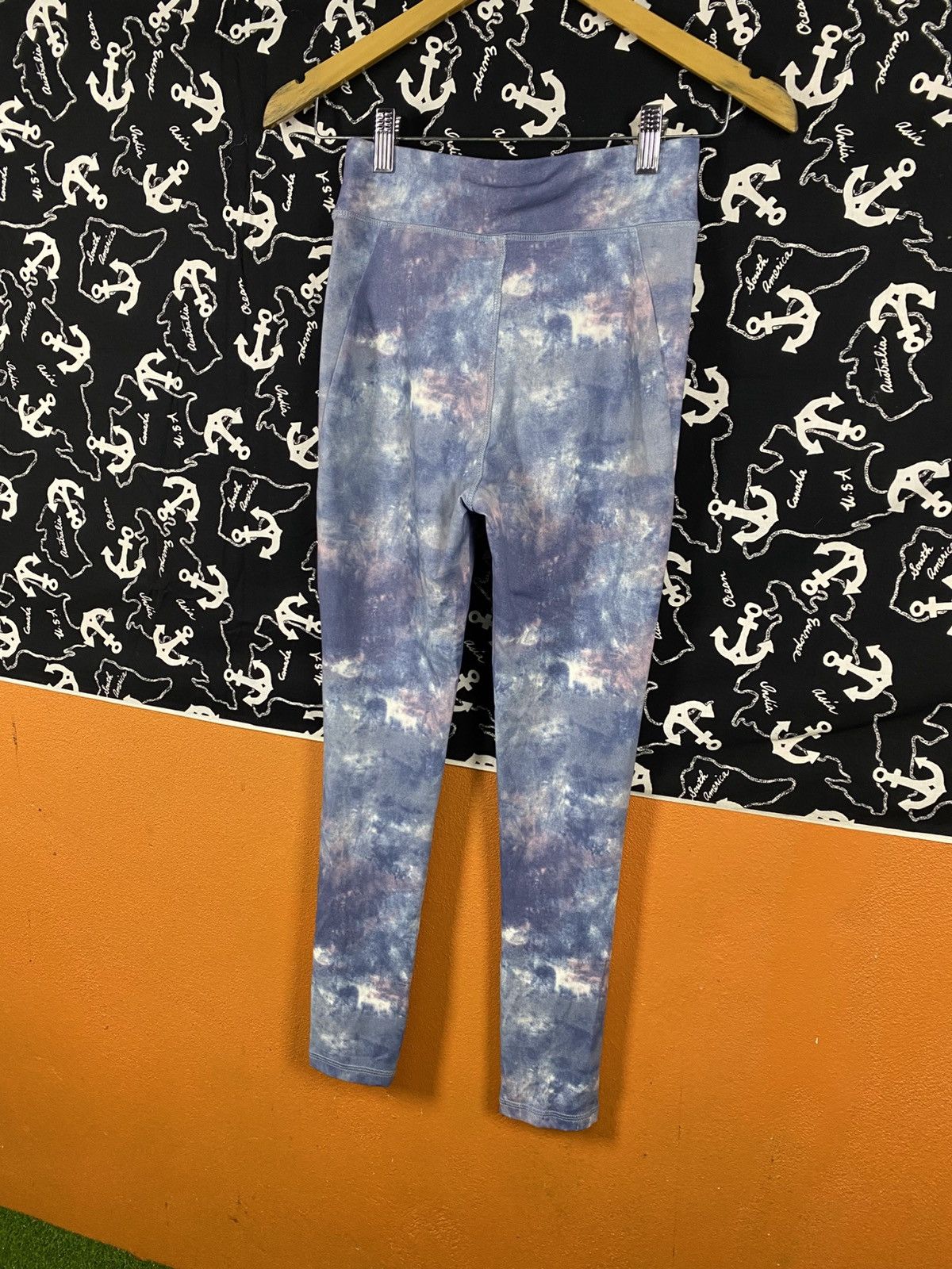 GU GU Active Blue Tie-Dye Leggings – Stretch Fitness Yoga Pants Size 26" / US 2 / IT 38 - 7 Thumbnail