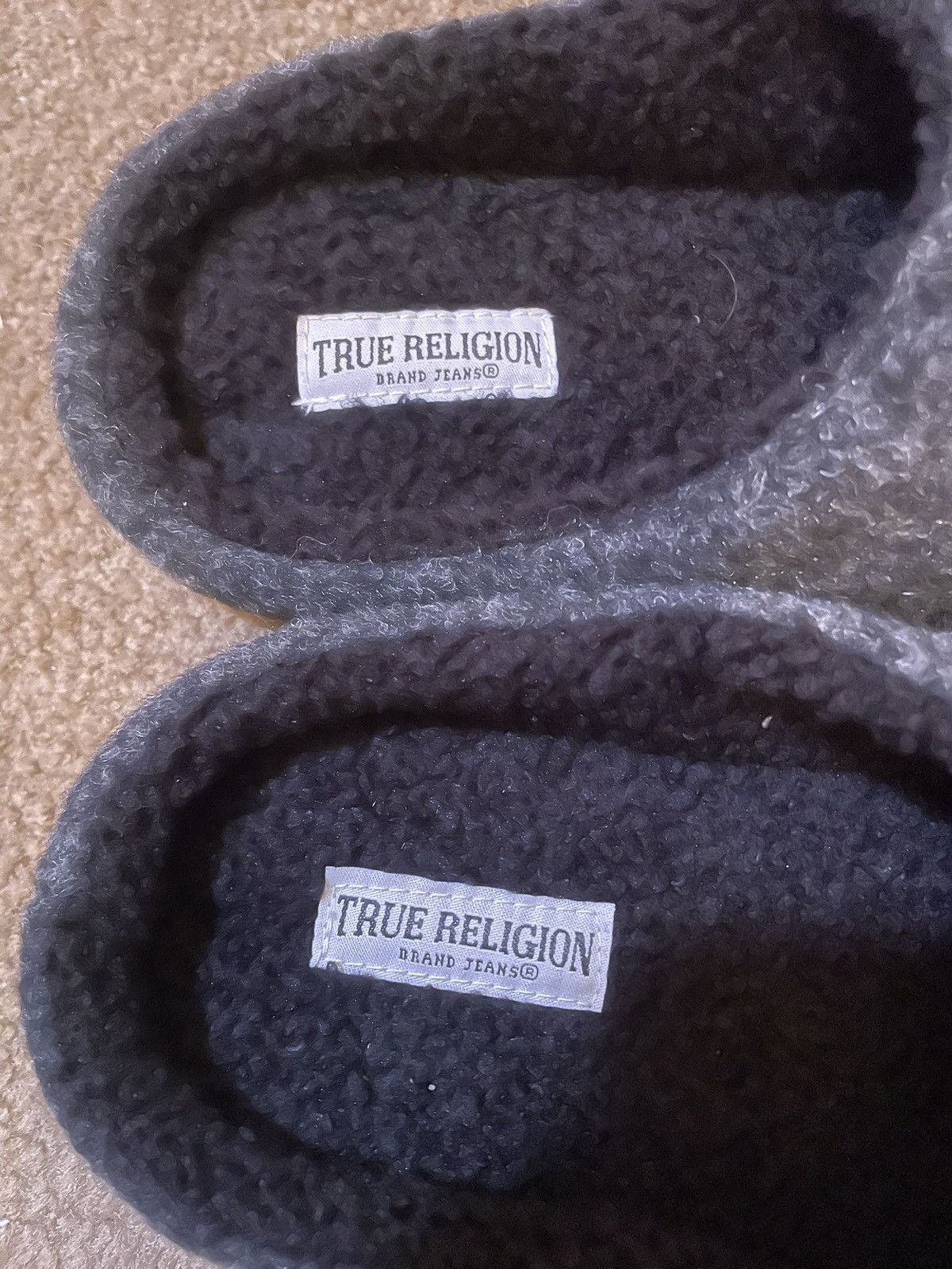 True Religion True religion slippers Size US 7.5 / EU 40-41 - 3 Thumbnail