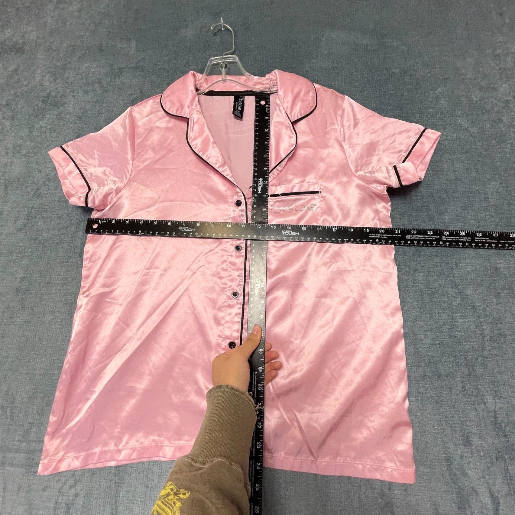 Bebe Bebe Shirt Womens M Pink Satin Piping Trim Beaded Logo Lounge Sleepwear Size M / US 6-8 / IT 42-44 - 6 Thumbnail