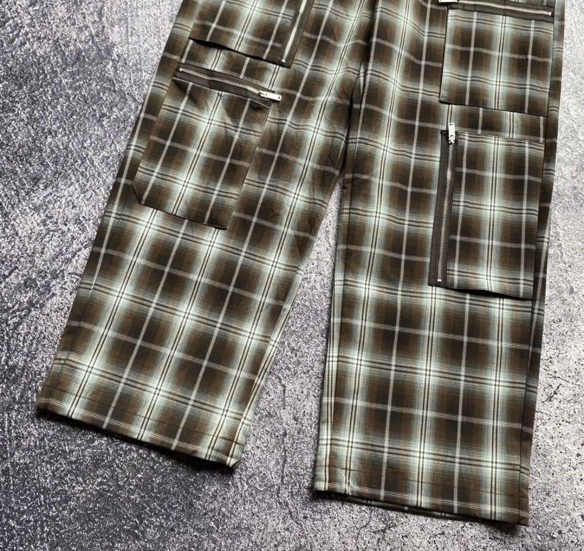 Undercover × Uniqlo GU x Undercover Tactical Multi Zipper Pants Size US 32 / EU 48 - 2 Thumbnail