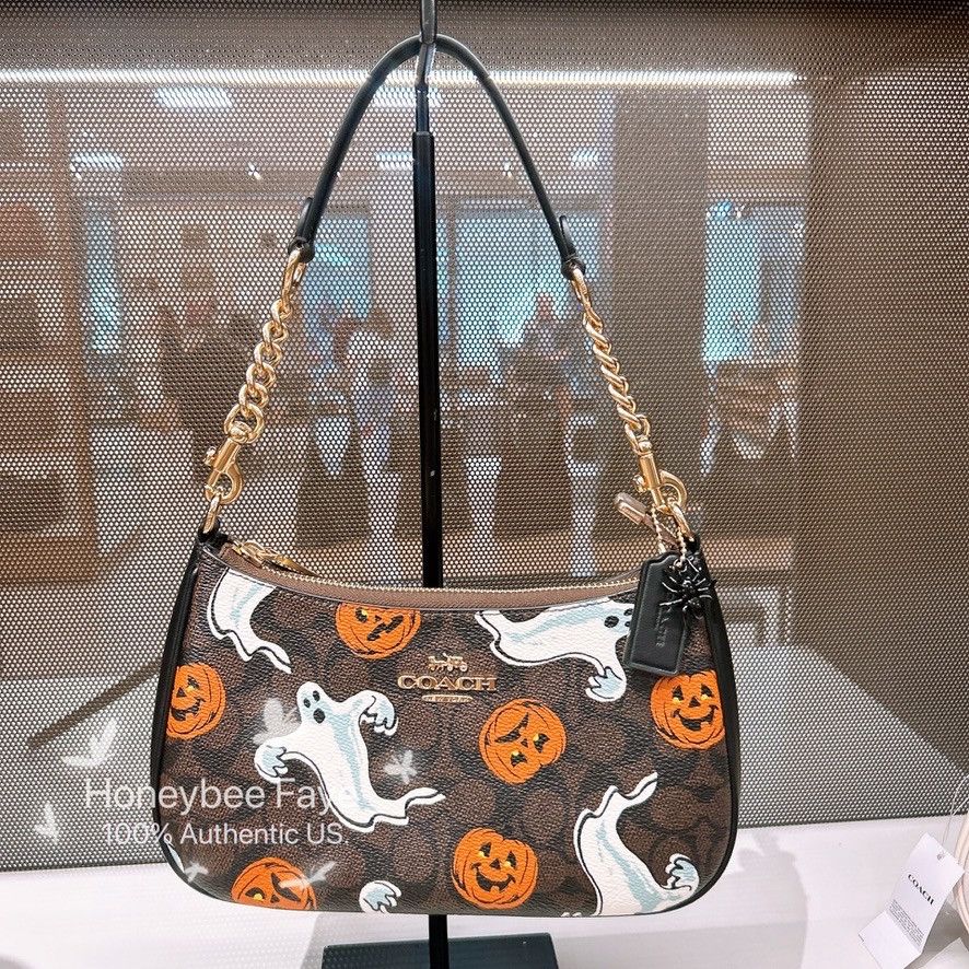 Coach Teri Shoulder Bag In Signature Canvas With Halloween CCE71 Size ONE SIZE - 1 Thumbnail