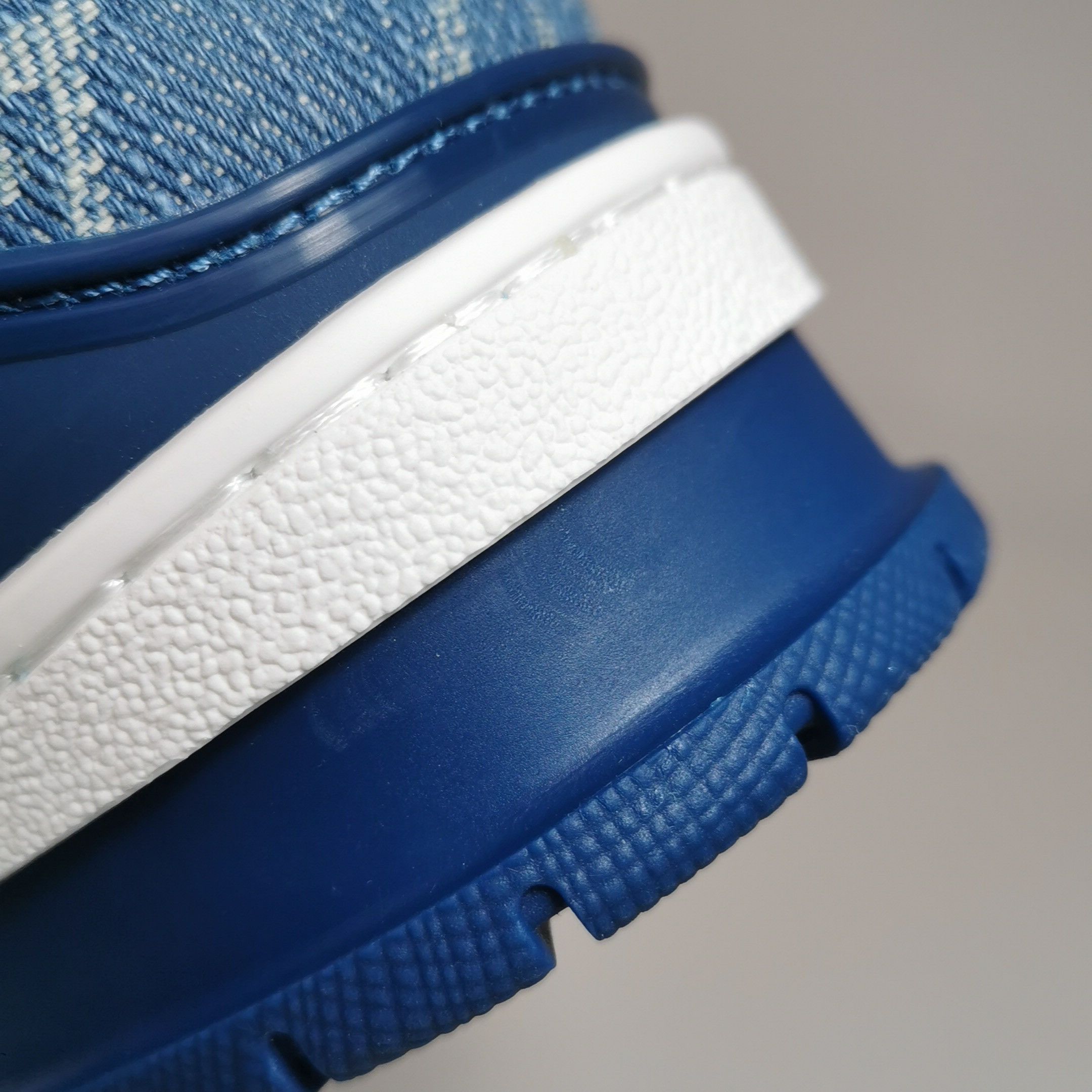 Louis Vuitton louis vuitton denim trainer 0099 Size US 5.5 / EU 38 - 8 Thumbnail