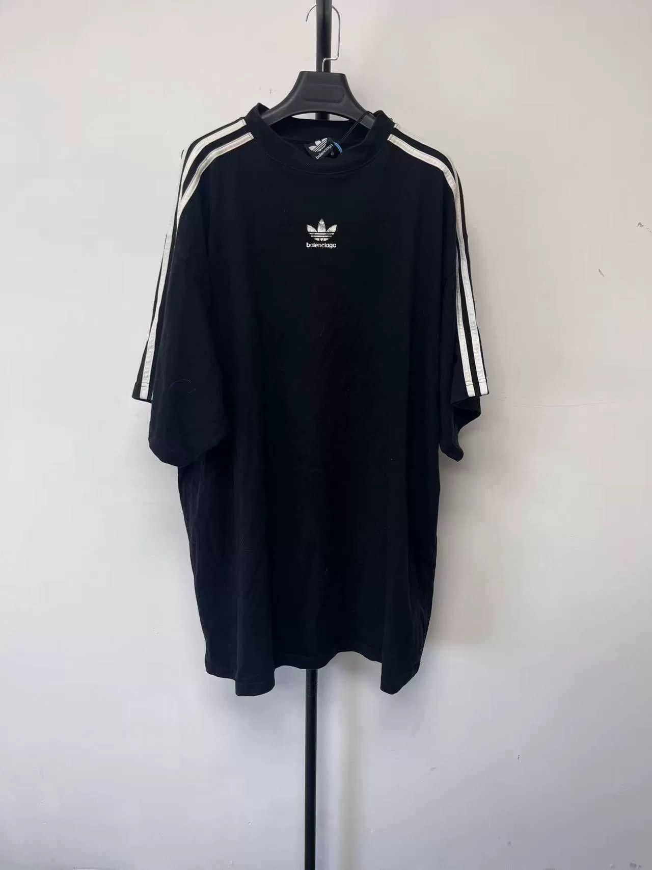 Balenciaga Balenciaga x adidas Logo Print Crewneck T-Shirt Size US XL / EU 56 / 4 - 1 Thumbnail