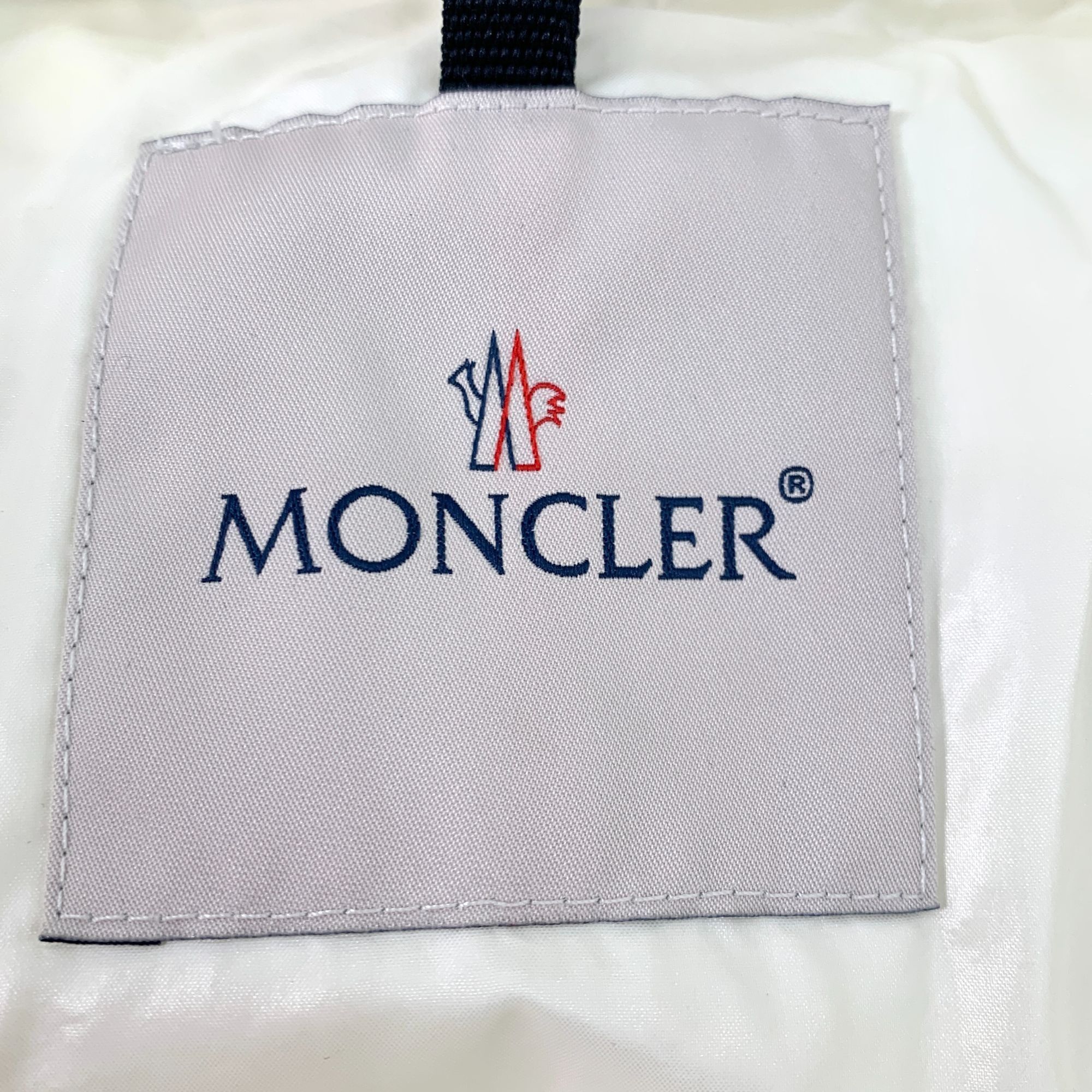Moncler Moncler Womens Shiny Puffer Jacket With Hood Size 0 Size XS / US 0-2 / IT 36-38 - 8 Thumbnail