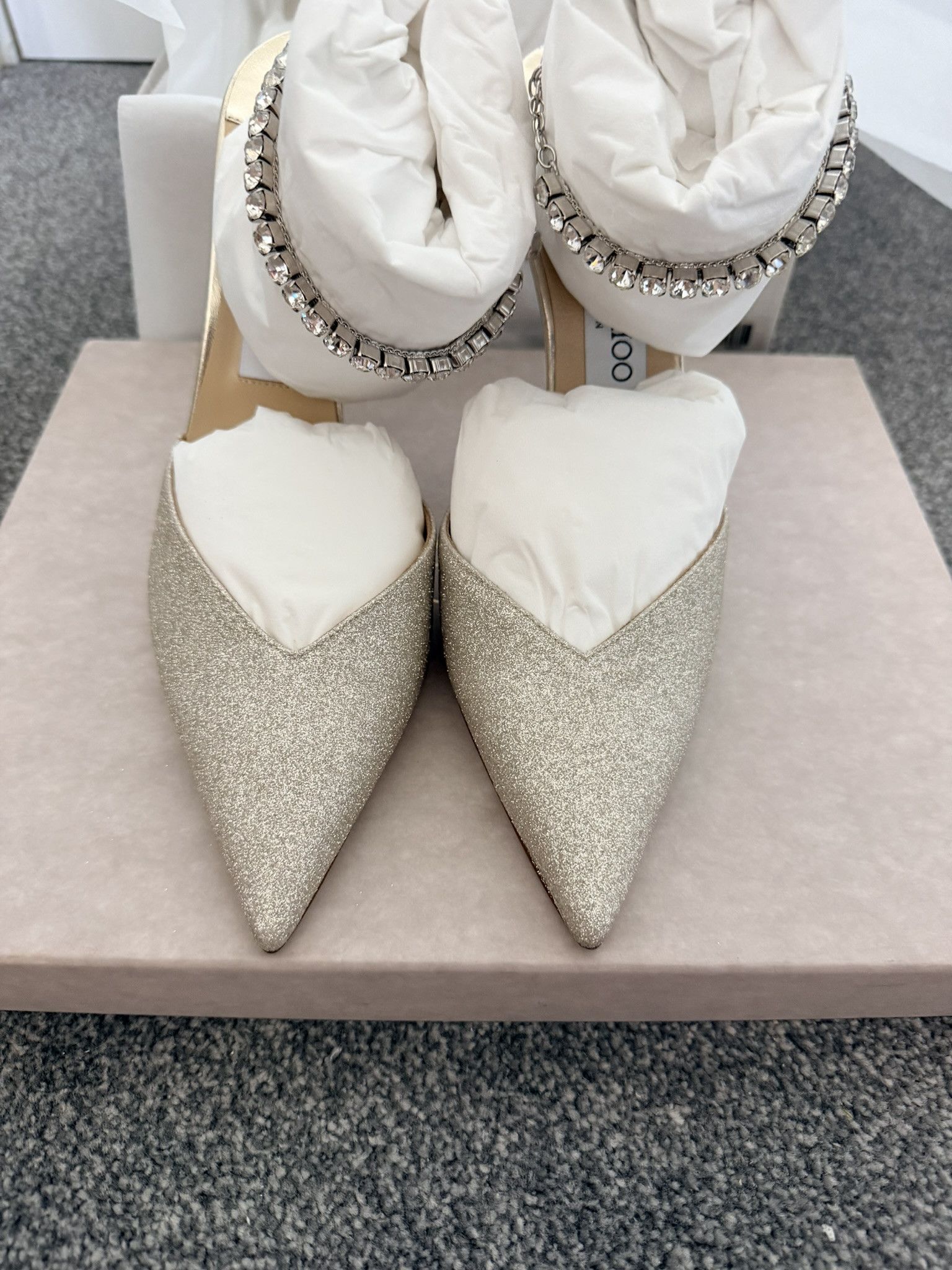 Jimmy Choo Jimmy Choo Saeda 39 Platinum Ice Crystal Size US 9 / IT 39 - 2 Thumbnail