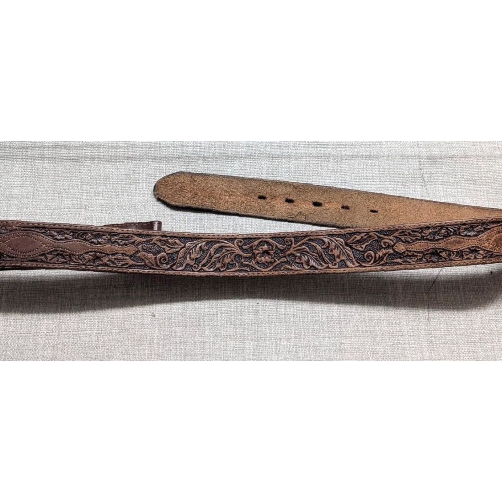 Vintage VINTAGE Silver Creek belt Tooled Western belt Men 36 brown leather cowhide full grain 1-1/2" width Belt Womens Mens Size 36 - 5 Thumbnail