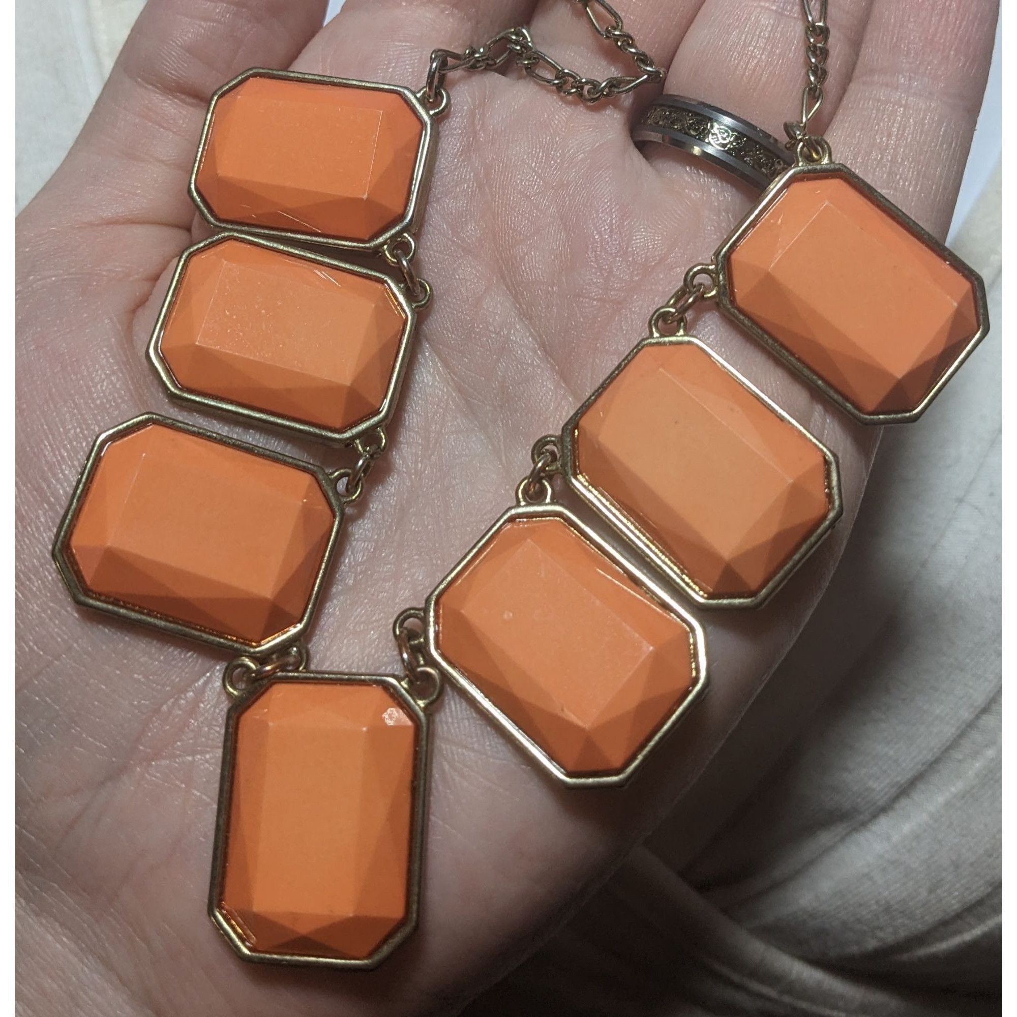 Other Vintage Style Orange Gemstone Statement Necklace Size ONE SIZE - 7 Thumbnail