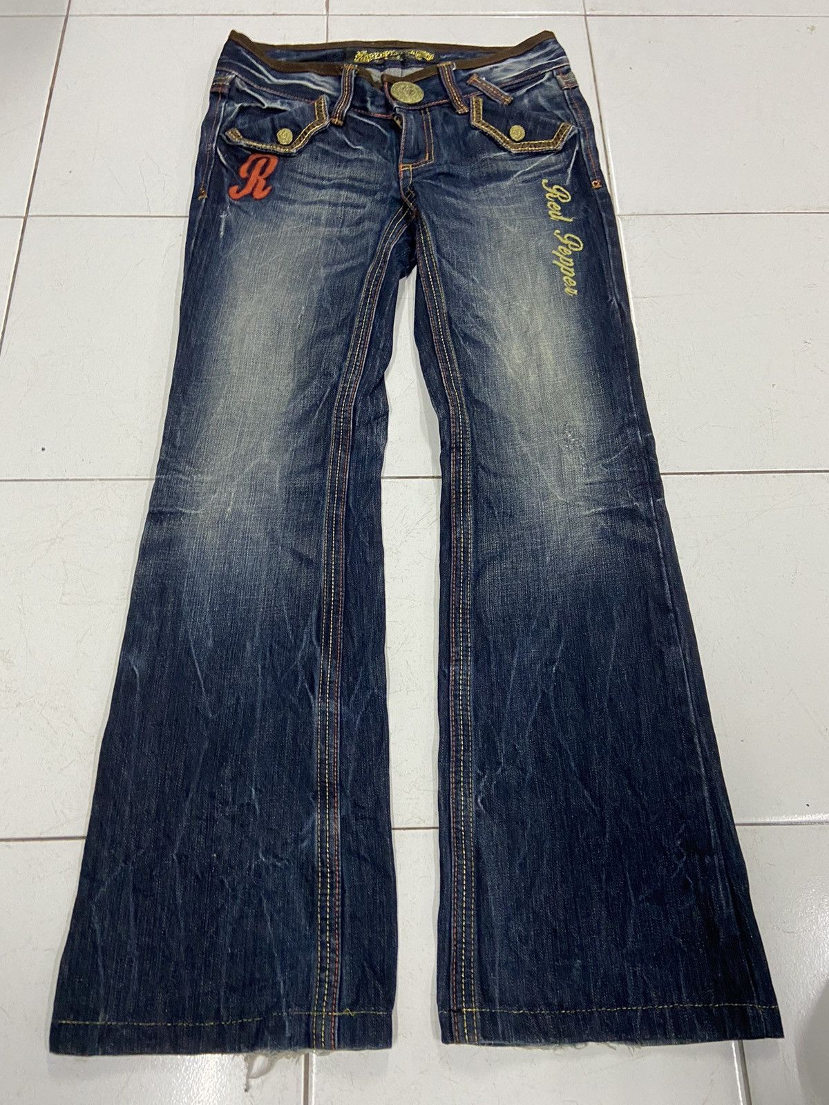 Japanese Brand RED PEPPER LEOPARD STYLE BUCKLE FLARE DENIM JEANS Size US 29 - 1 Thumbnail