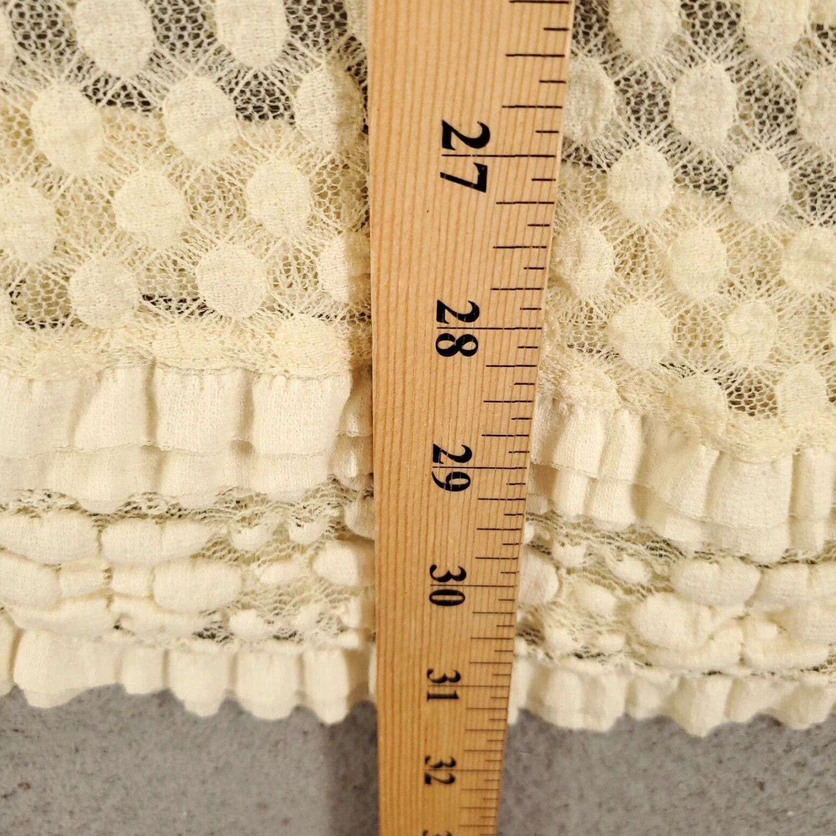 Vintage Ali Miles Blouse Shirt Womens Medium Ivory Cream Lace Lined Sheer Geometric Round Neck Long Sleeve Tunic Casual Party/Cocktail Travel Size M / US 6-8 / IT 42-44 - 3 Thumbnail