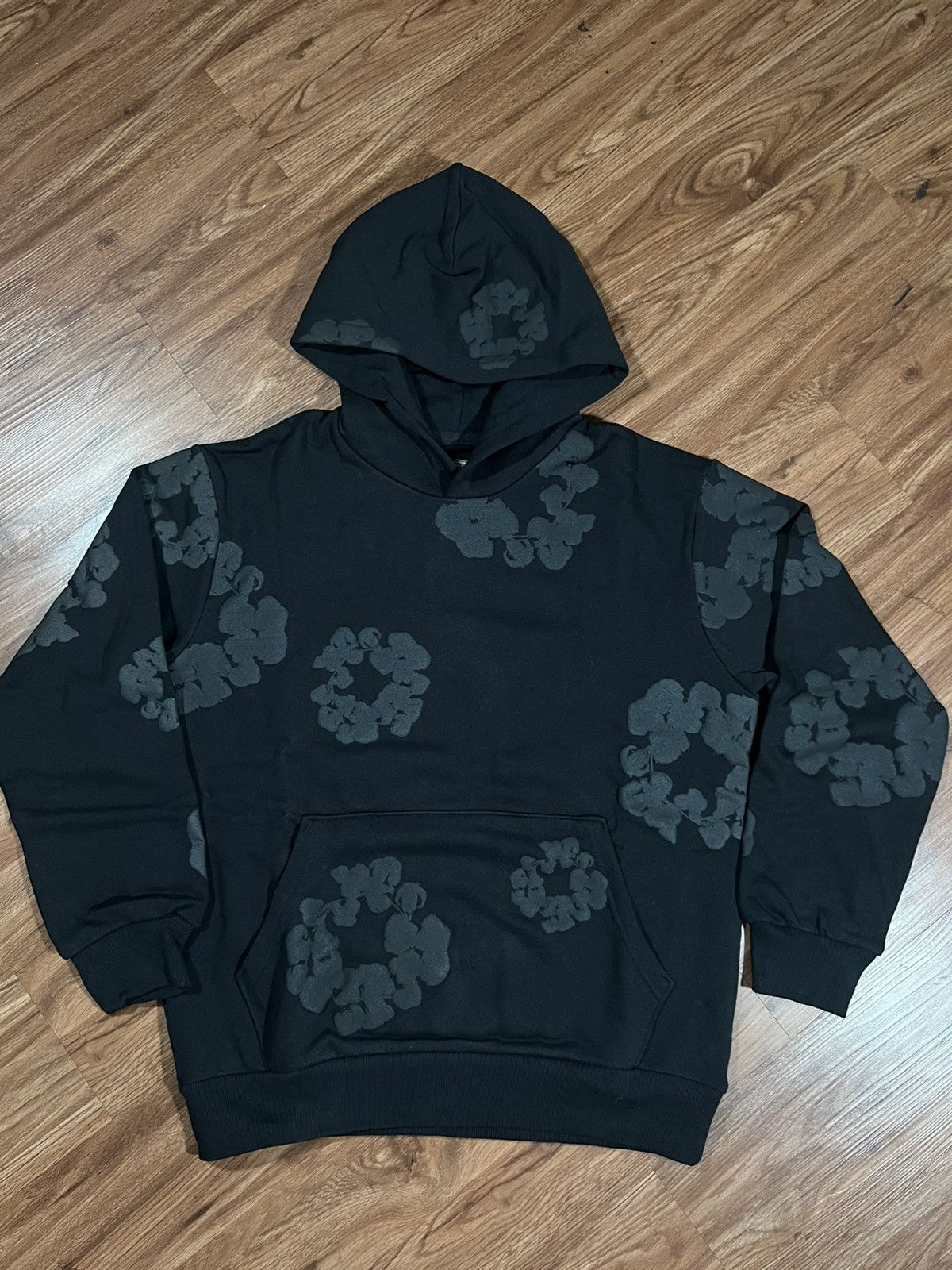 Pre-owned Denim Tears Cotton Wreath Hoodie In Black