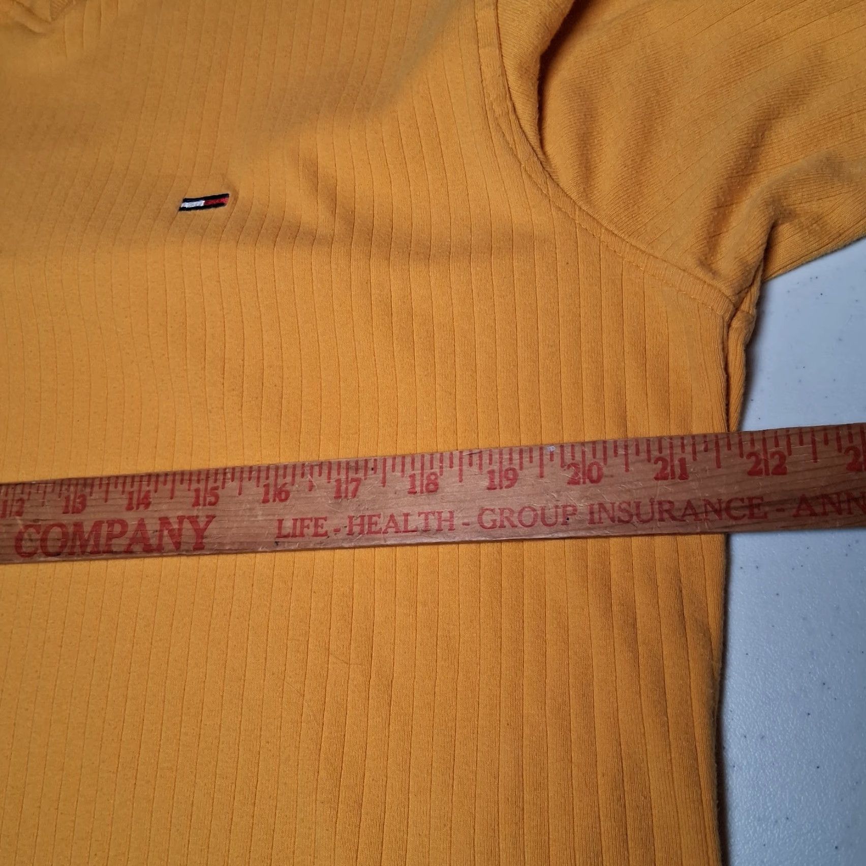 Tommy Hilfiger VINTAGE Tommy Hilfiger Tommy Jeans Shirt Mens L Ribbed Knit Gold Long Sleeve V Neck Size US L / EU 52-54 / 3 - 5 Thumbnail