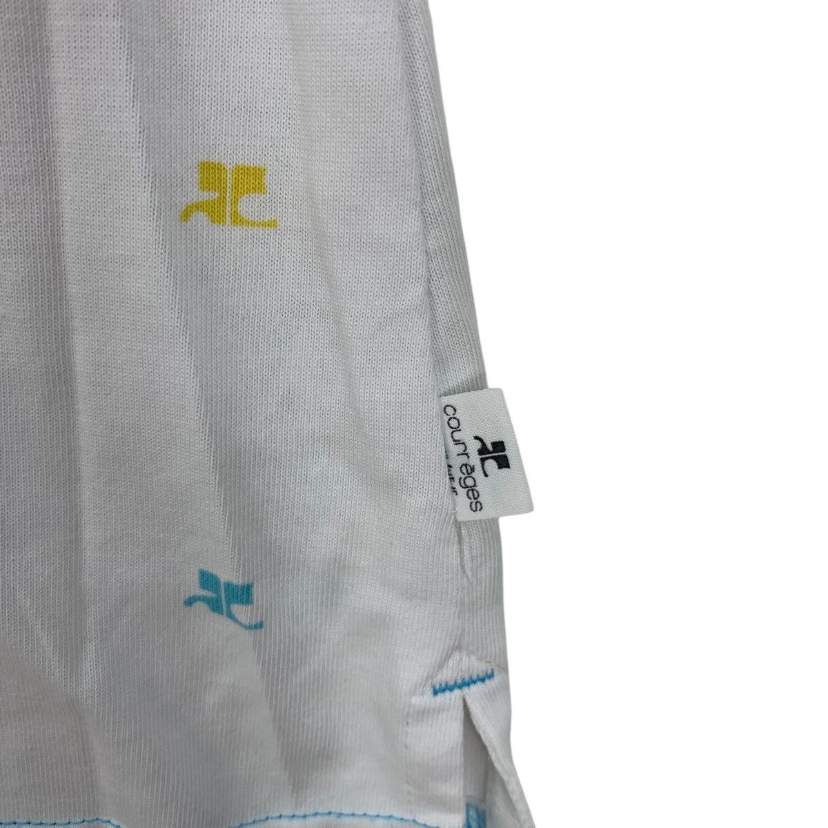 Courreges Vintage COURREGES PARIS MONOGRAM Over Print Tee Shirt Top Size S / US 4 / IT 40 - 4 Thumbnail