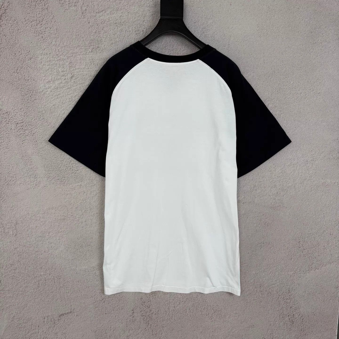 Dior DIOR b/w colorblocked embroidered logo s/s T-shirt Size US XL / EU 56 / 4 - 2 Thumbnail