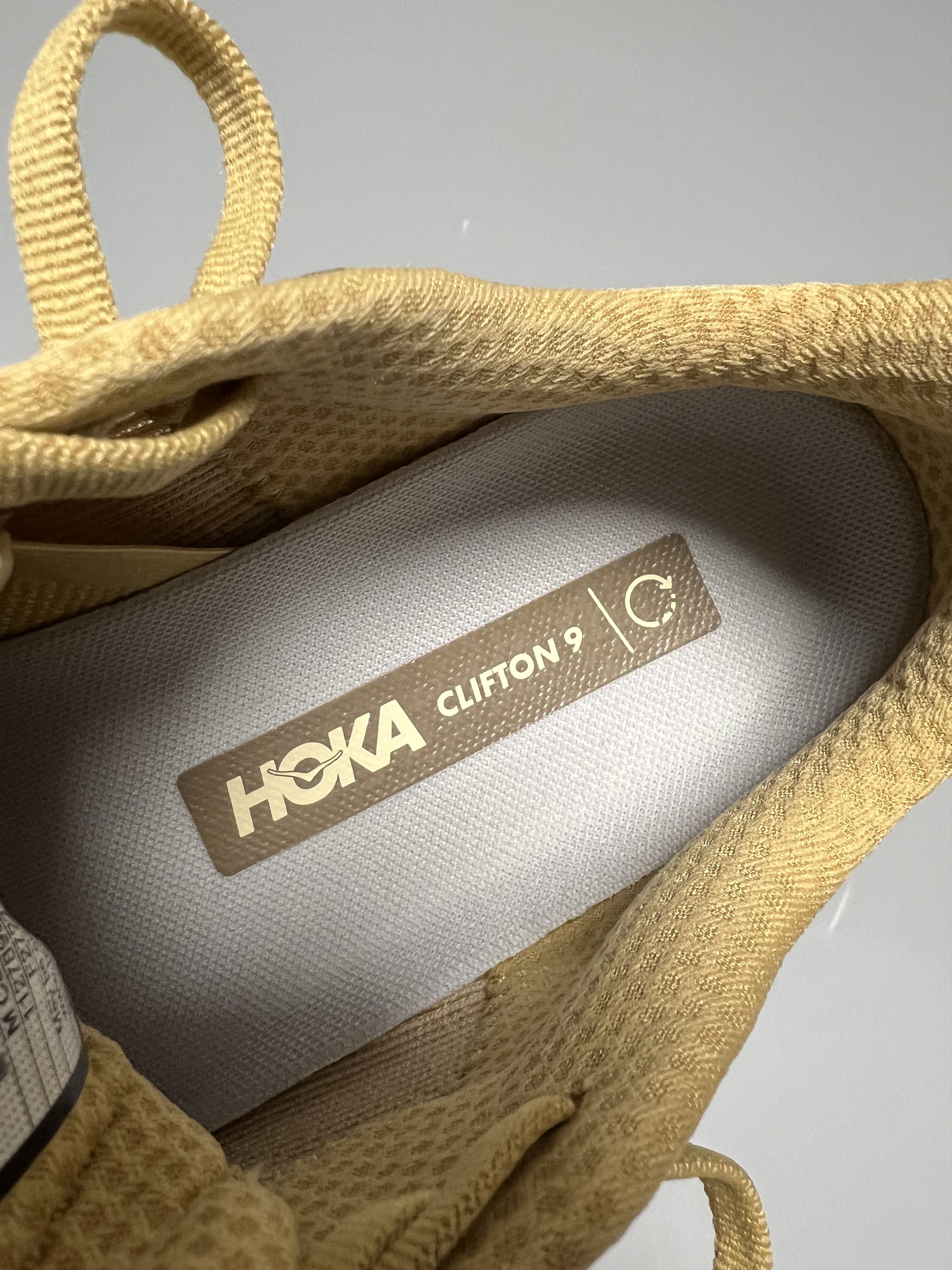 Hoka 9D Hoka One One Clifton 9 Running Shoes Walking Gym Size US 9 / EU 42 - 17 Thumbnail