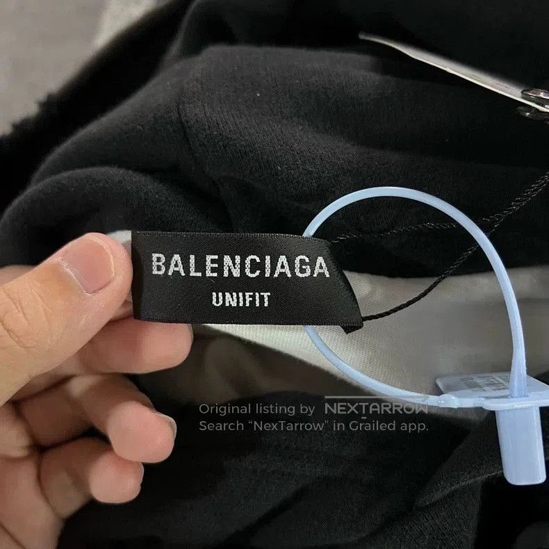 Balenciaga Balenciaga Black Distressed Print Hoodie. Size US S / EU 44-46 / 1 - 4 Thumbnail