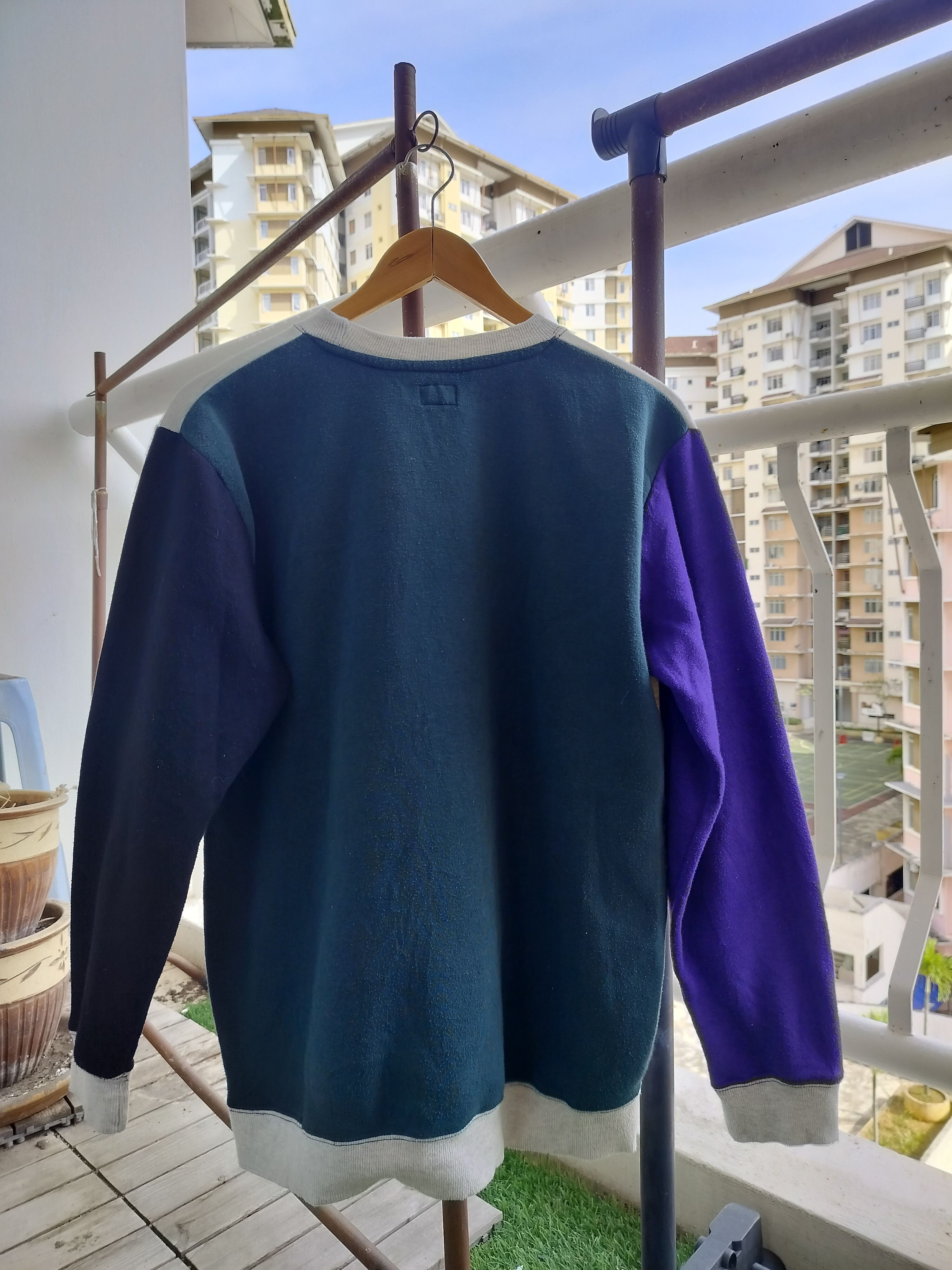 go slow caravan Go Slow Caravan outdoor camping pocket sweatshirt Size US L / EU 52-54 / 3 - 8 Thumbnail