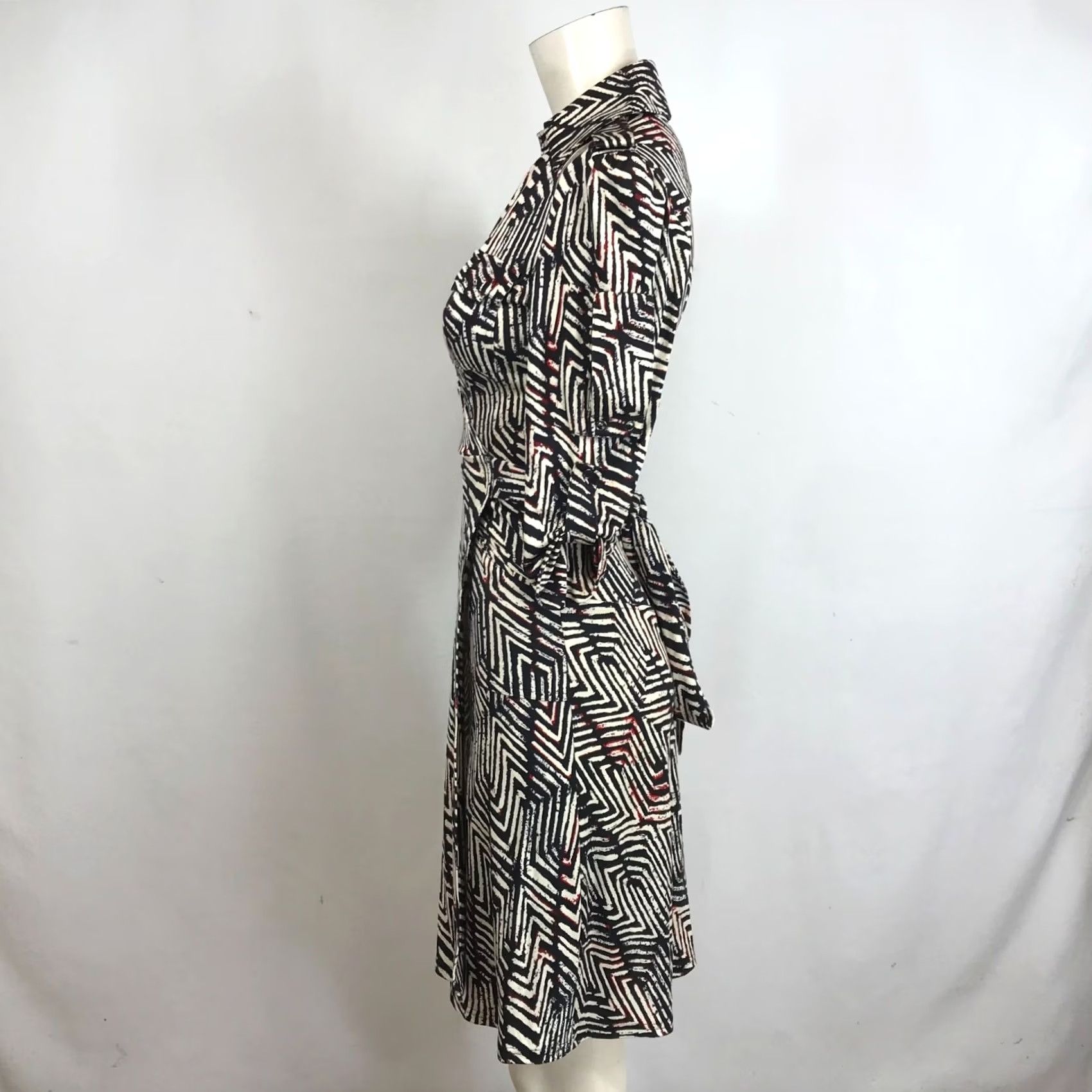 Diane von Furstenberg Diane von Furstenberg Womens 2 Black & Cream Collared Wrap Dress Silk Knee Length Size XS / US 0-2 / IT 36-38 - 6 Thumbnail