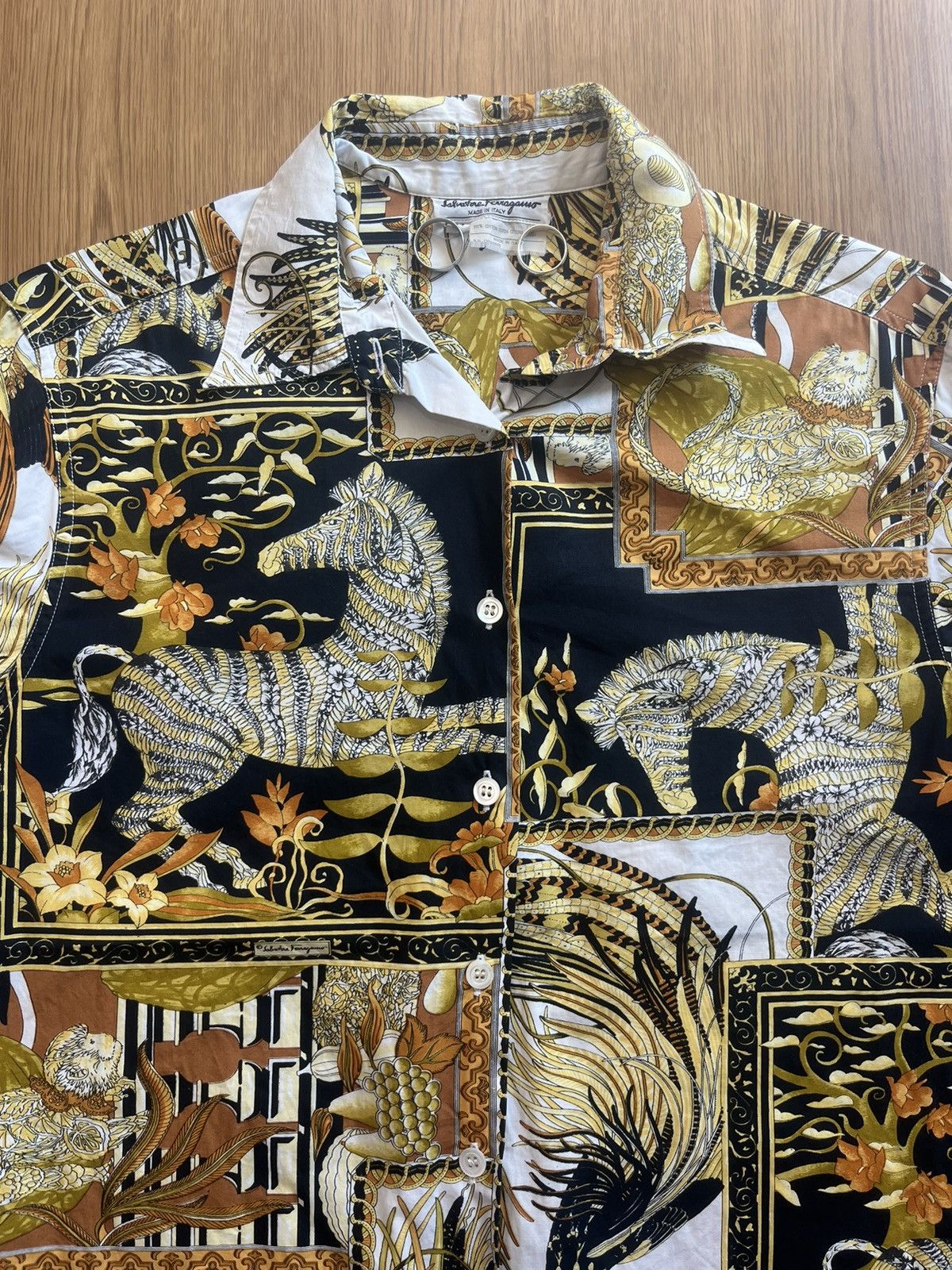 Salvatore Ferragamo Vtg Salvatore Ferragamo 90’s Shirt Italy Brand Luxury Size US S / EU 44-46 / 1 - 6 Thumbnail