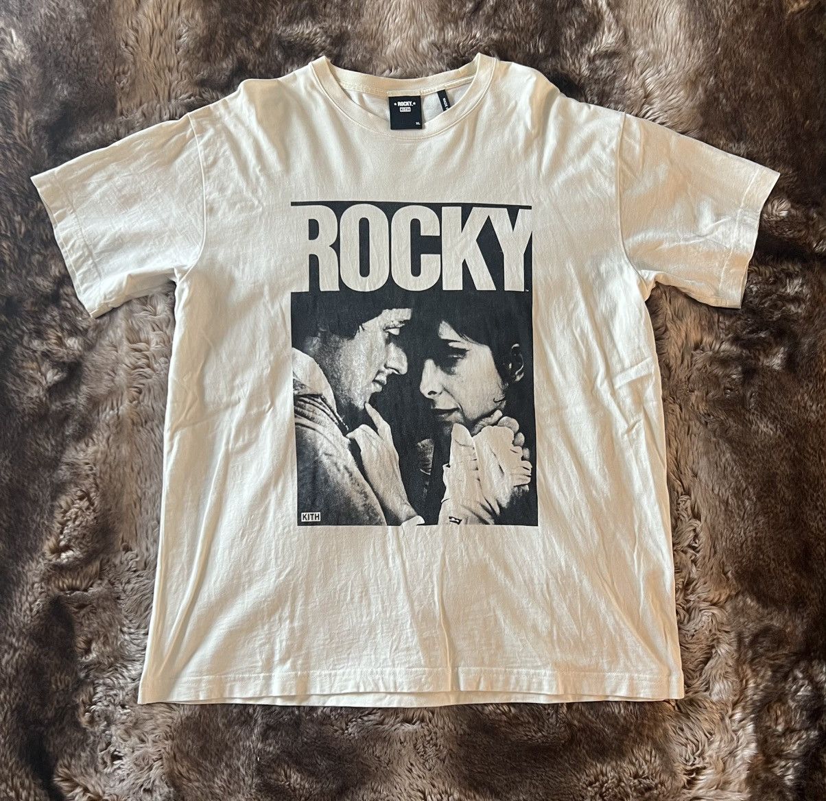 KITH ROCKY I 1 VINTAGE TEE SANDRIFT TAN SIZE XL - www.emaralddelhi.in