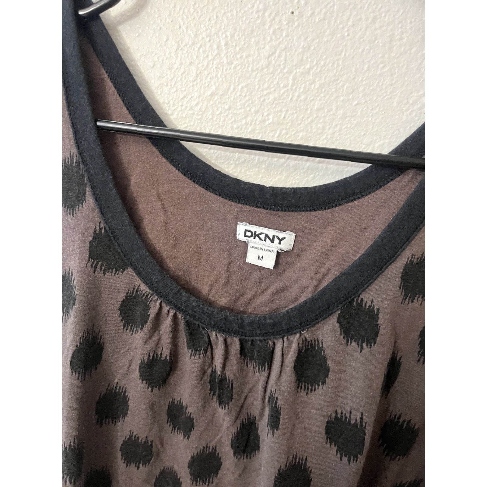 DKNY VINTAGE DKNY Blouse Shirt Women Medium Brown Animal Print Tie-Neck 90s Theme Size M / US 6-8 / IT 42-44 - 2 Thumbnail