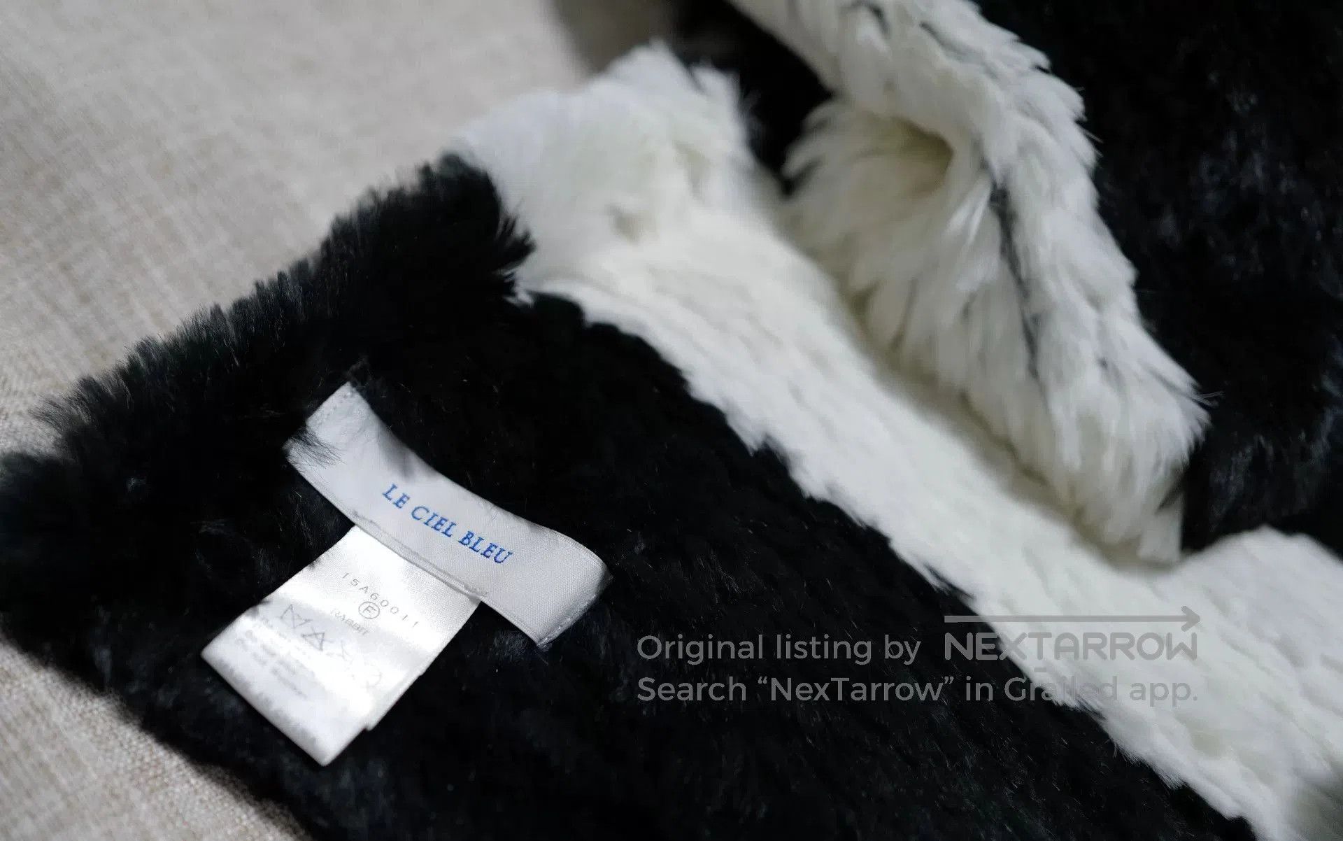 LE CIEL BLEU Black and White Striped Rabbit Fur Scarf. Size ONE SIZE - 3 Thumbnail
