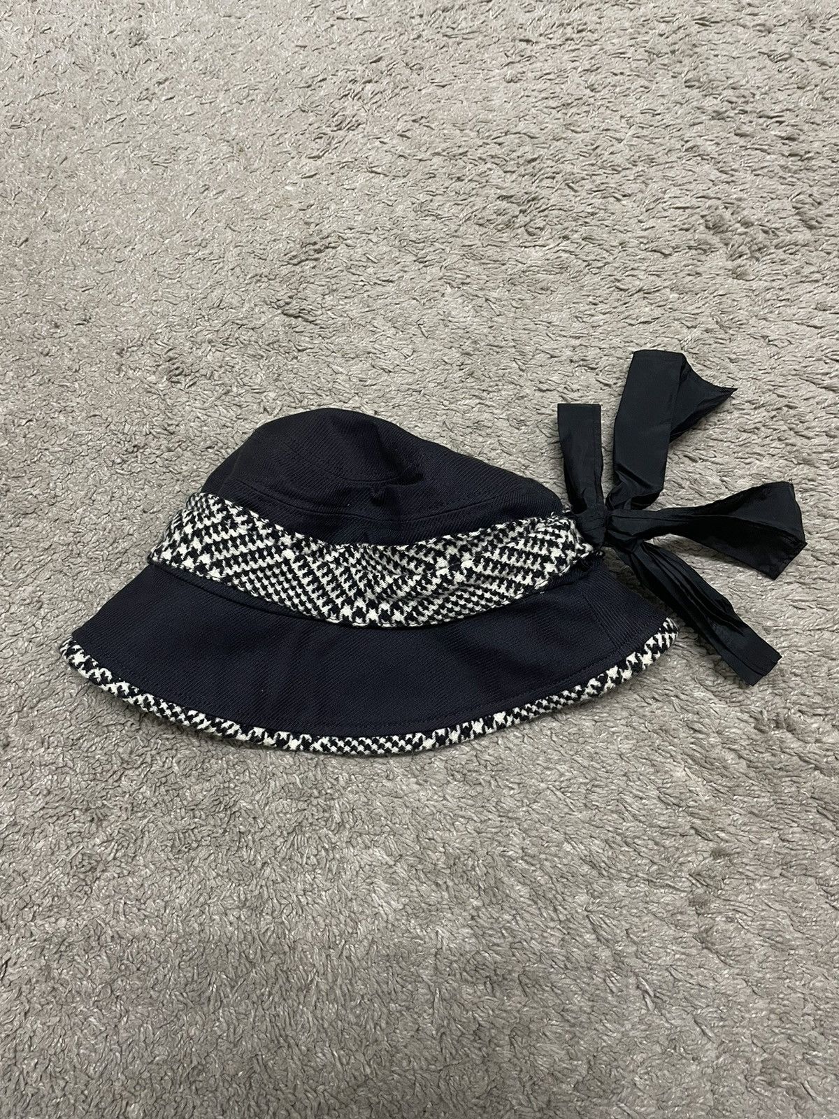 Designer × Vintage Vintage Designer Bucket Hat Size ONE SIZE - 1 Thumbnail