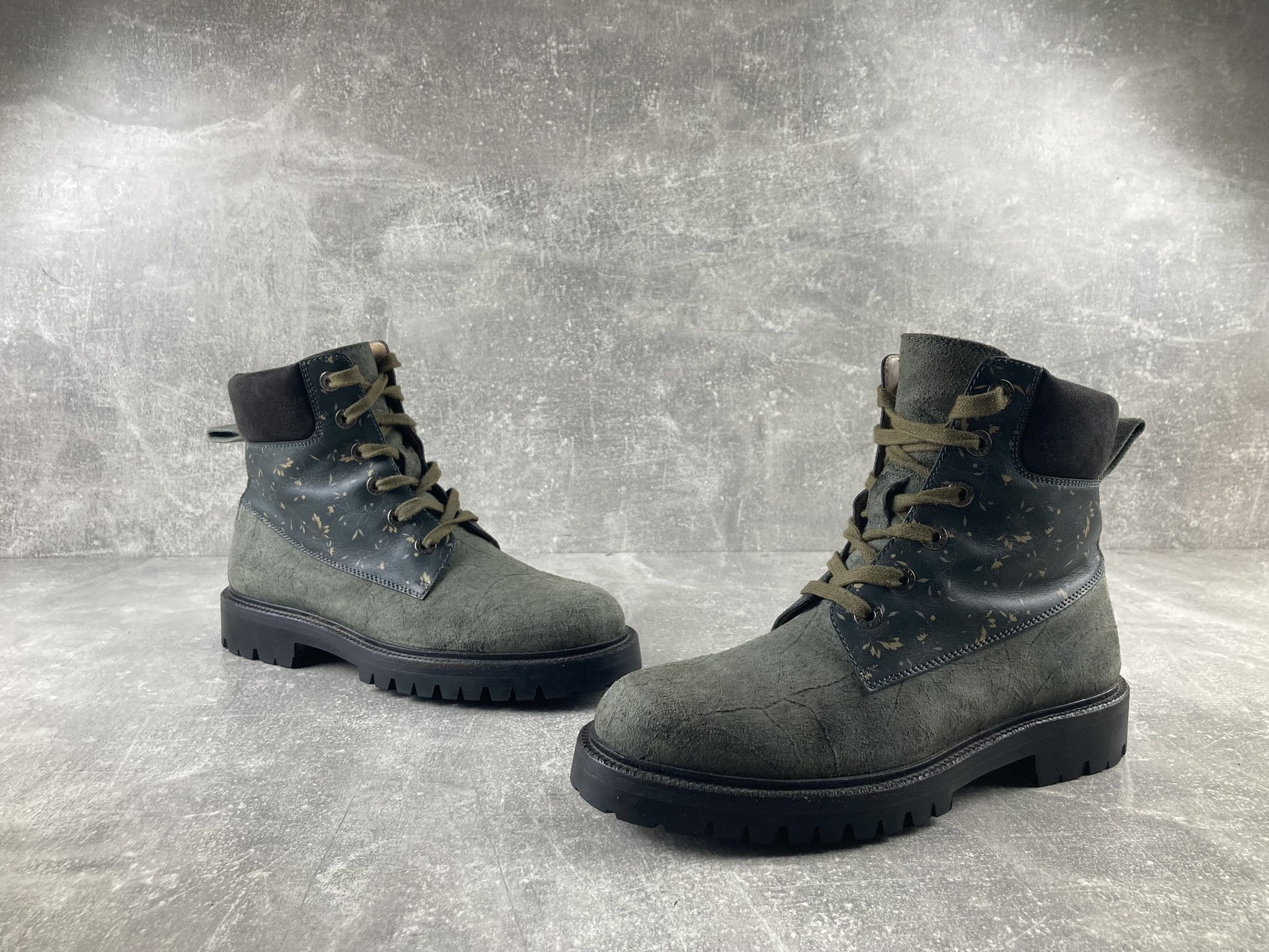 Dolce & Gabbana Dolce & Gabbana luxury green leather / suede chuka boots Size US 10 / IT 40 - 2 Thumbnail