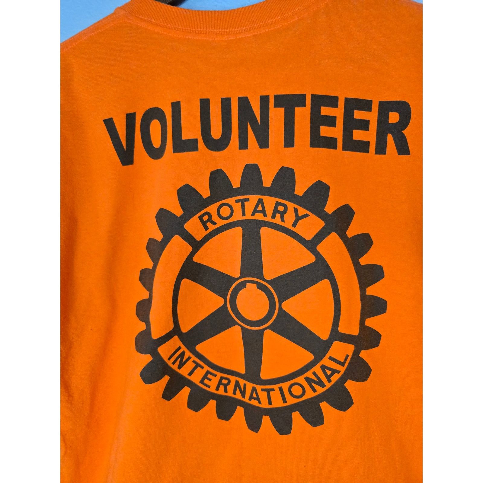 Gildan Peach Festival Orange Fort Collins Volunteer Festival Shirt Size US L / EU 52-54 / 3 - 6 Thumbnail