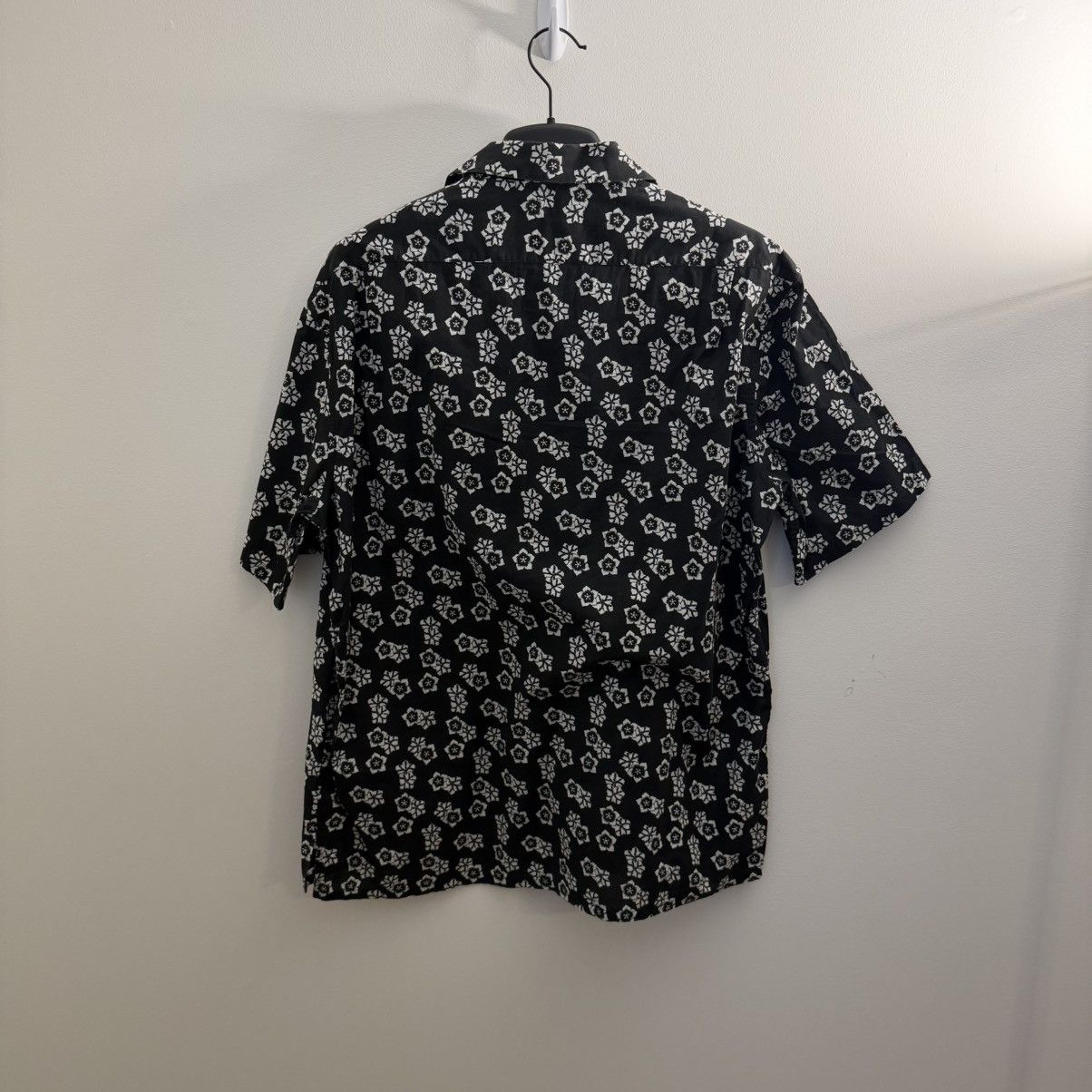Saint Laurent Paris Cotton Floral S/S Shirt Size US L / EU 52-54 / 3 - 2 Thumbnail