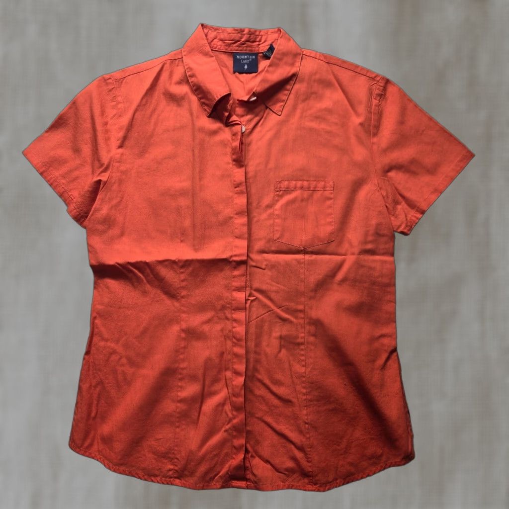 Vintage Mountain Lake Shirt Women Adult Medium Orange Solid Short Sleeve Button Front Size M / US 6-8 / IT 42-44 - 1 Thumbnail