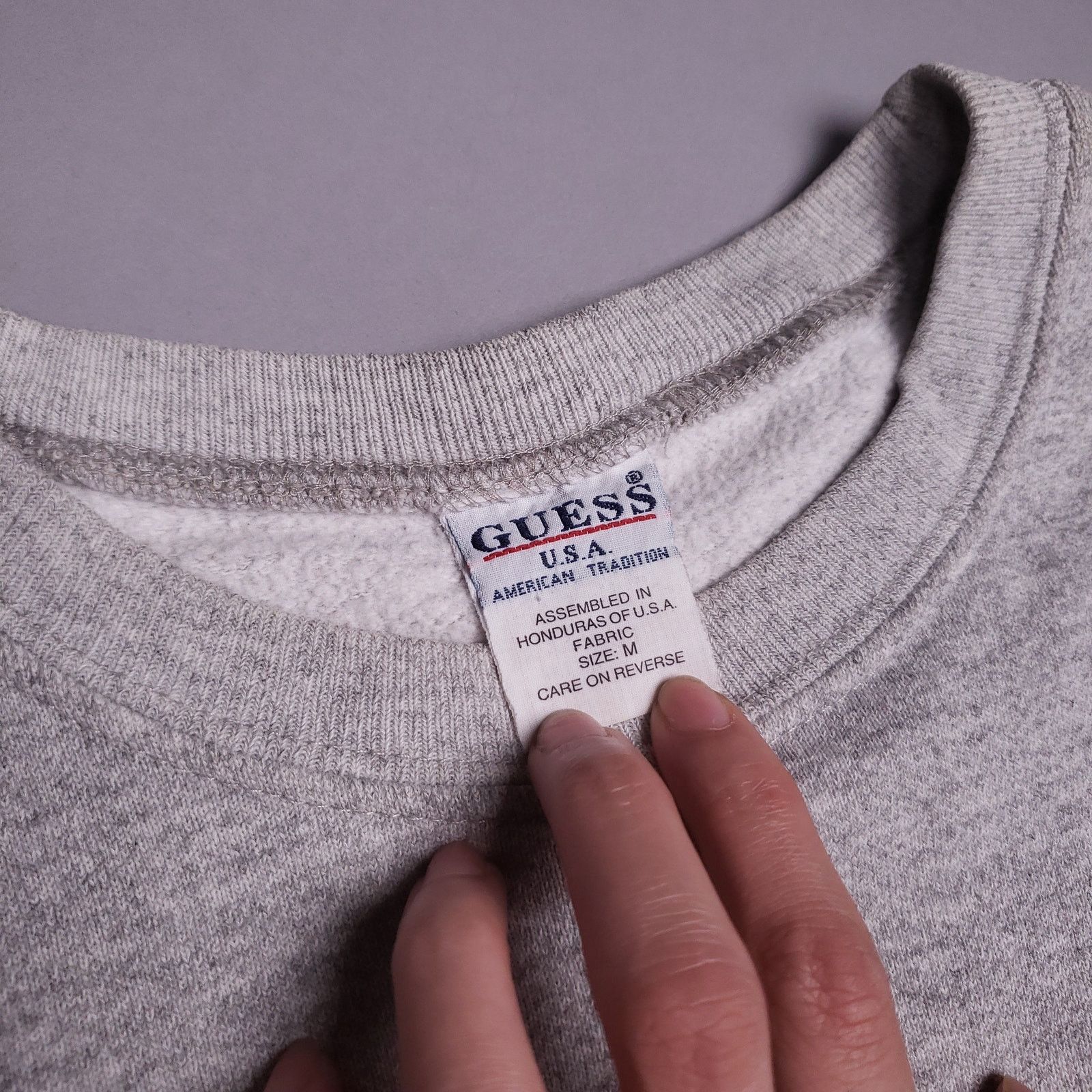 Guess Vintage 90s Guess Jeans Unisex Classic Crewneck XS Size XS / US 0-2 / IT 36-38 - 3 Thumbnail
