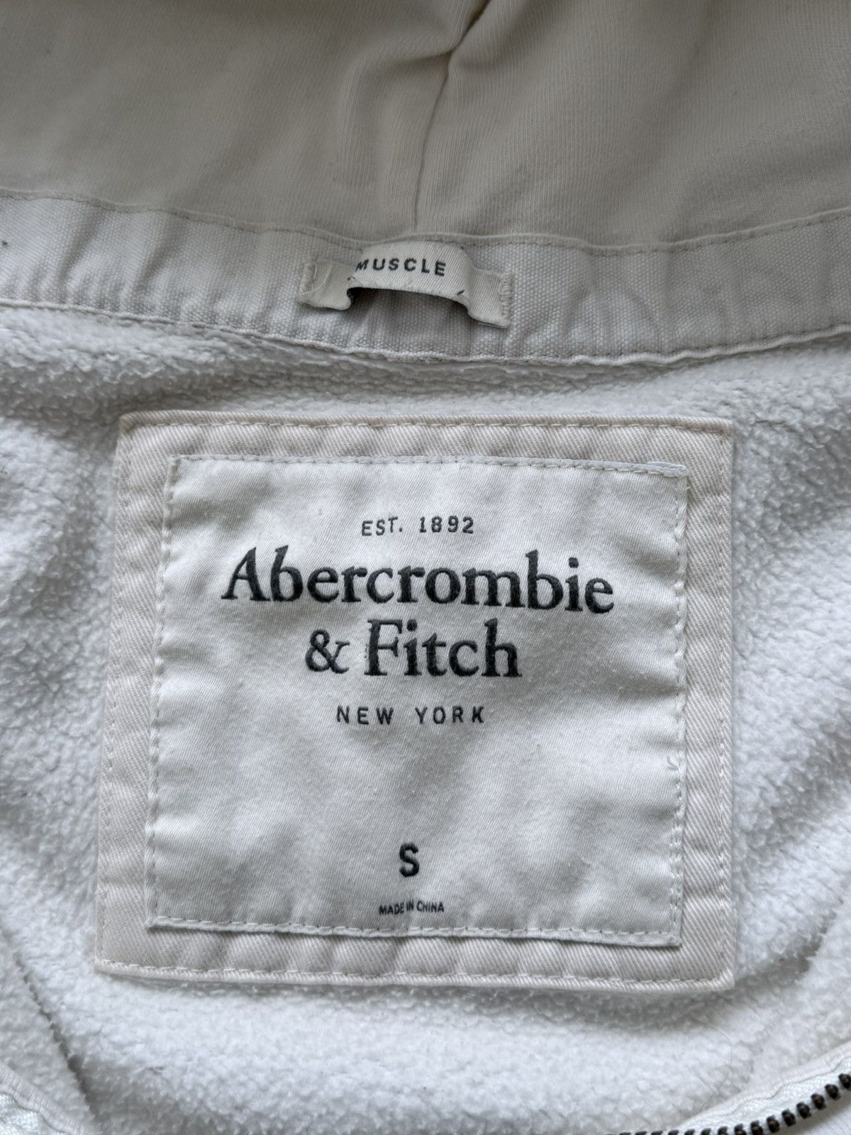 Abercrombie & Fitch Avant Garde Abercrombie & Fitch Fur Hood Zip Hoodie 00s Size US M / EU 48-50 / 2 - 8 Thumbnail