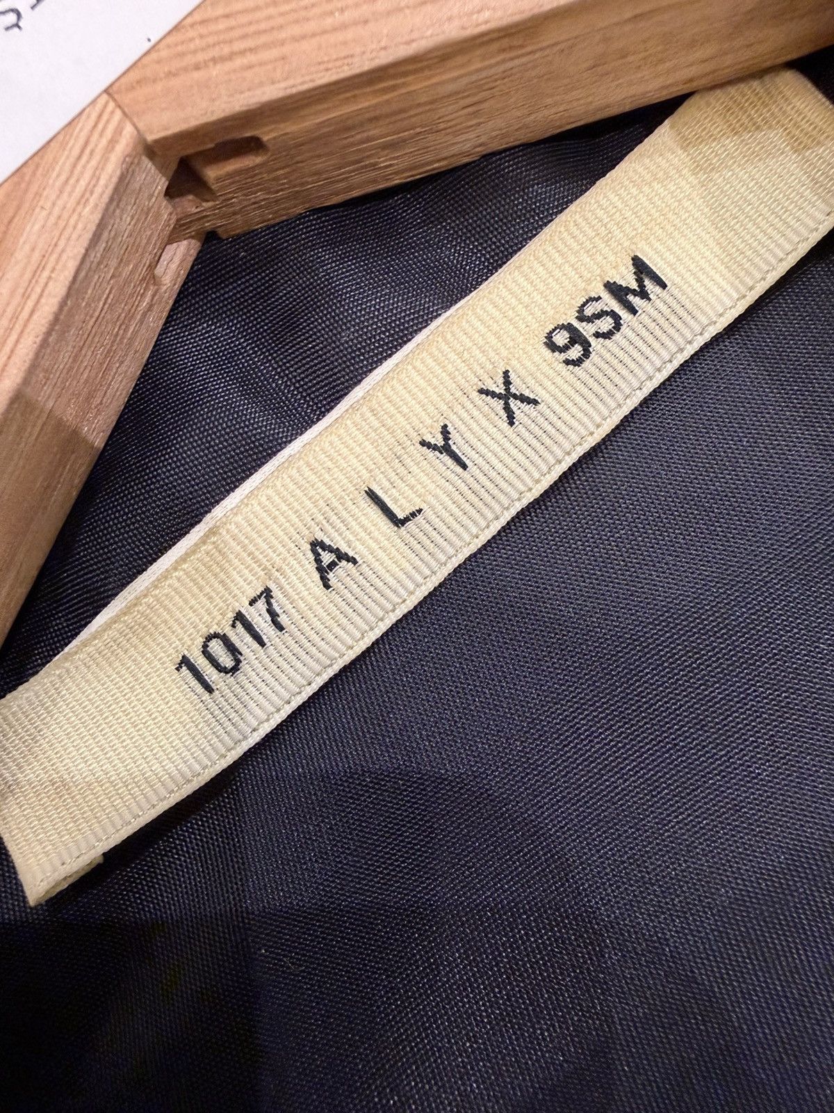 1017 ALYX 9SM Alyx Nylon Button Up Cargo Shirt - Black Size US XXL / EU 58 / 5 - 3 Thumbnail