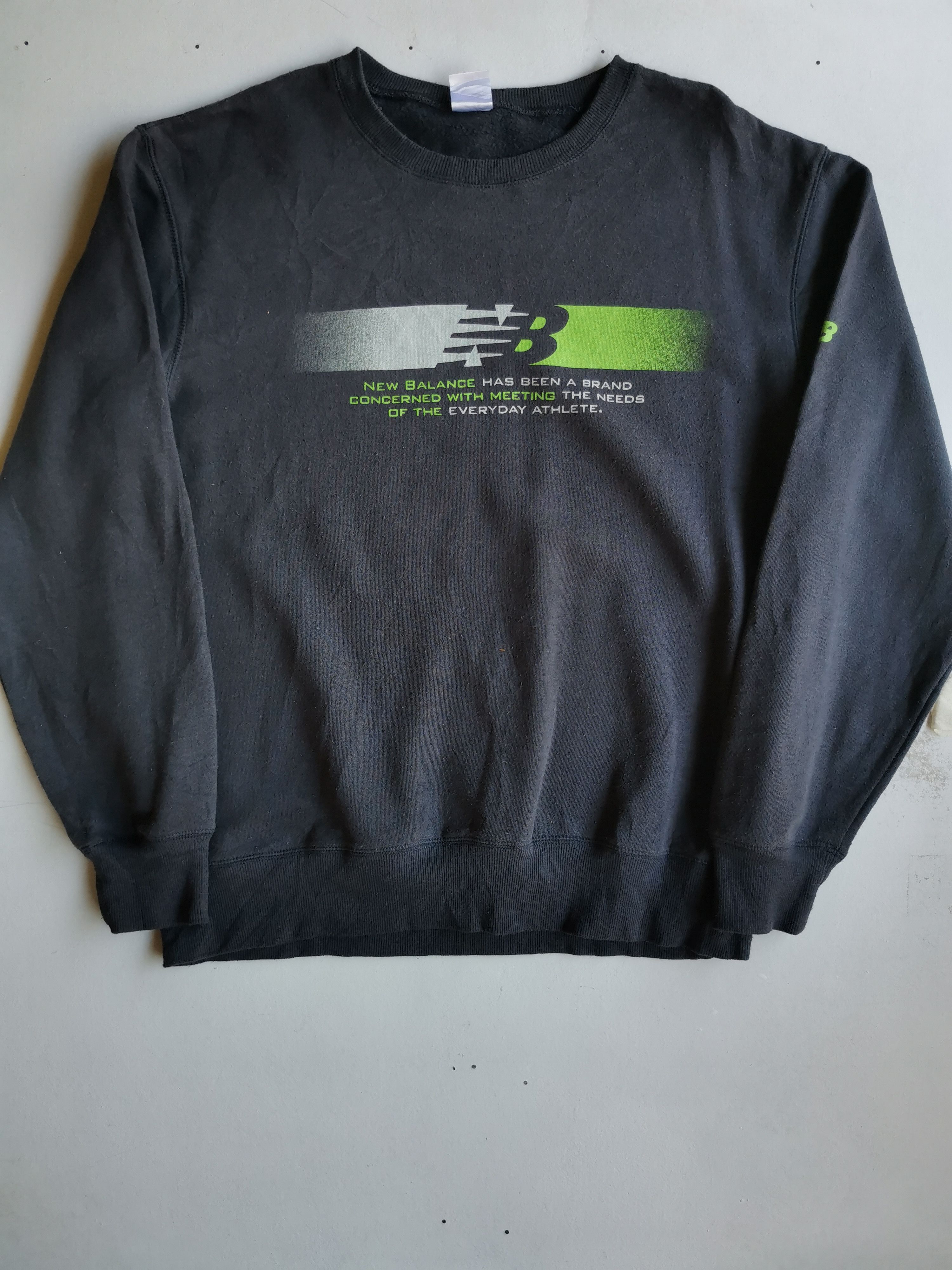 New Balance Vintage New Balance Big Logo Sweatshirt Size US L / EU 52-54 / 3 - 1 Thumbnail