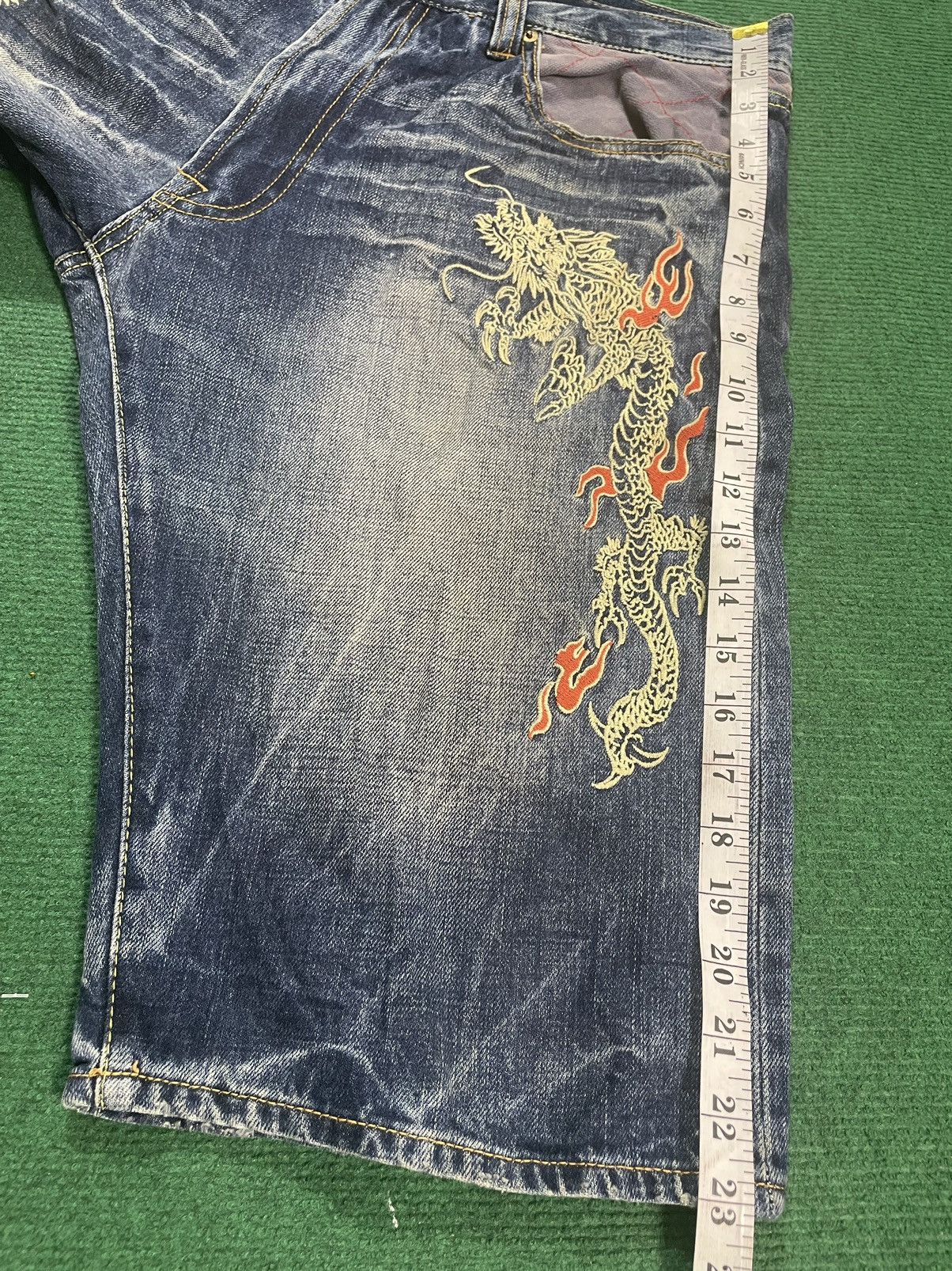Eternal Vintage Eternal Dragon Embroidered Short Jeans Size US 34 / EU 50 - 14 Thumbnail