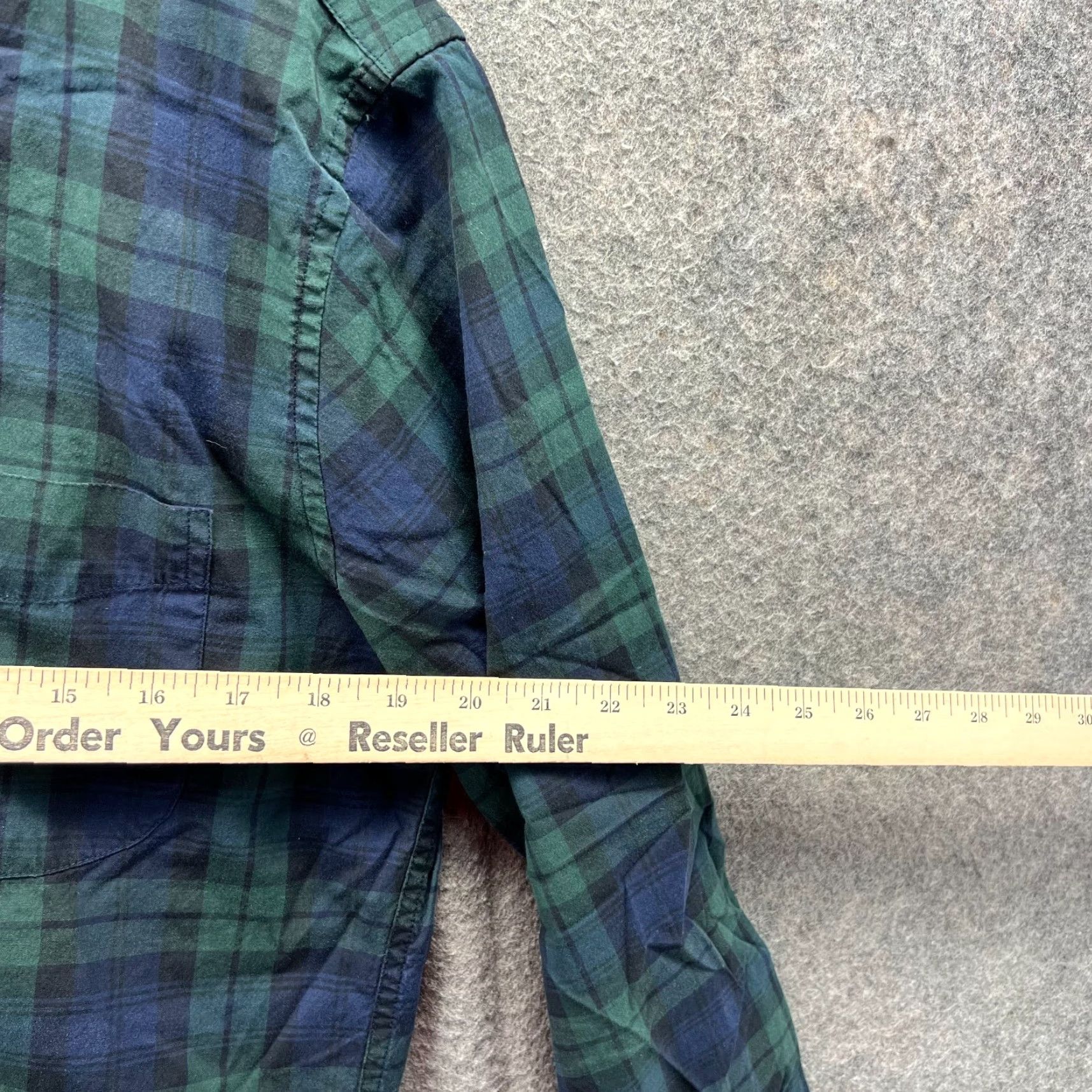 J.Crew VINTAGE: No J.CREW Shirt Button-Up Plaid Flannel Green Blue Tart an Classic Collar 40 in Chest Regular Fit M Adult Medium Mens Size US M / EU 48-50 / 2 - 7 Thumbnail